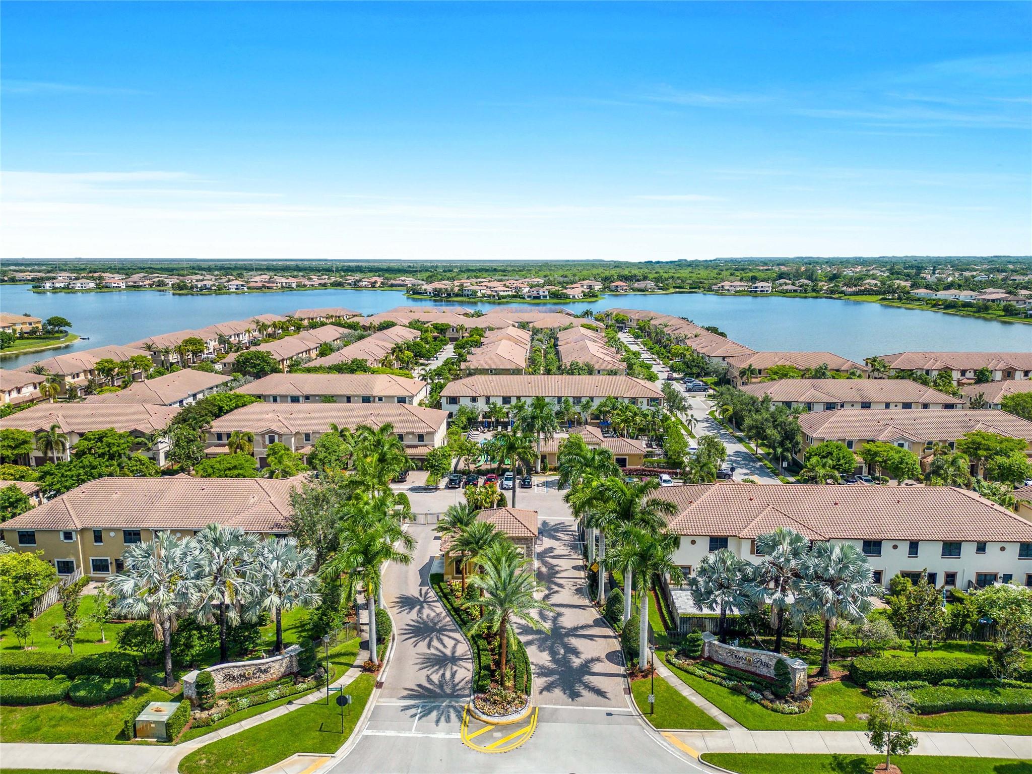 8405 Lakeview Trl