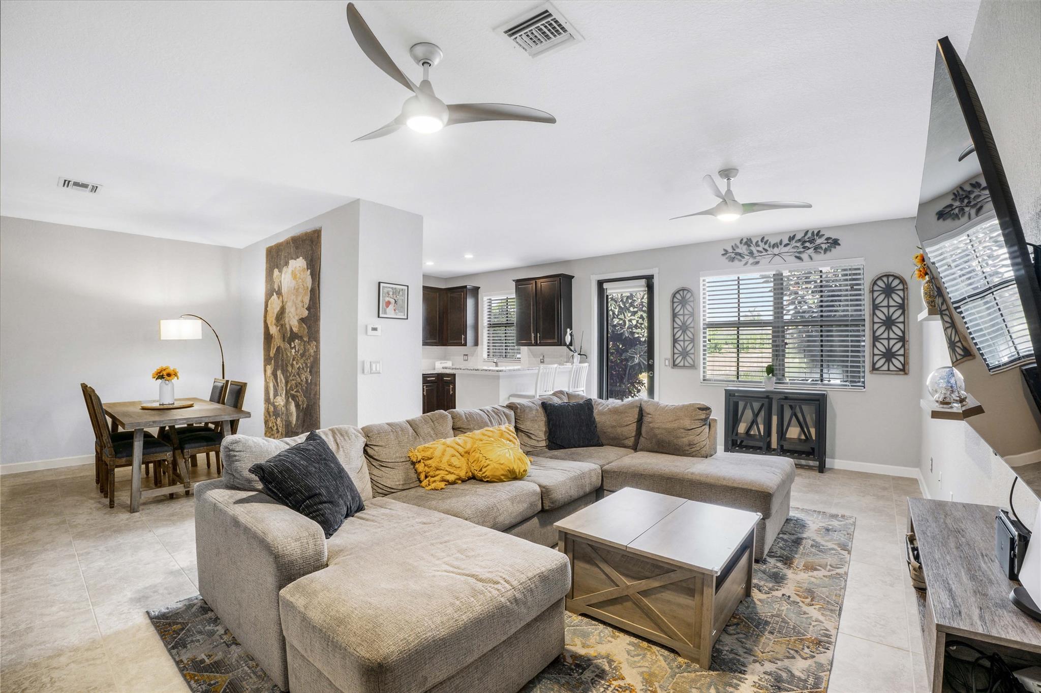 8405 Lakeview Trl