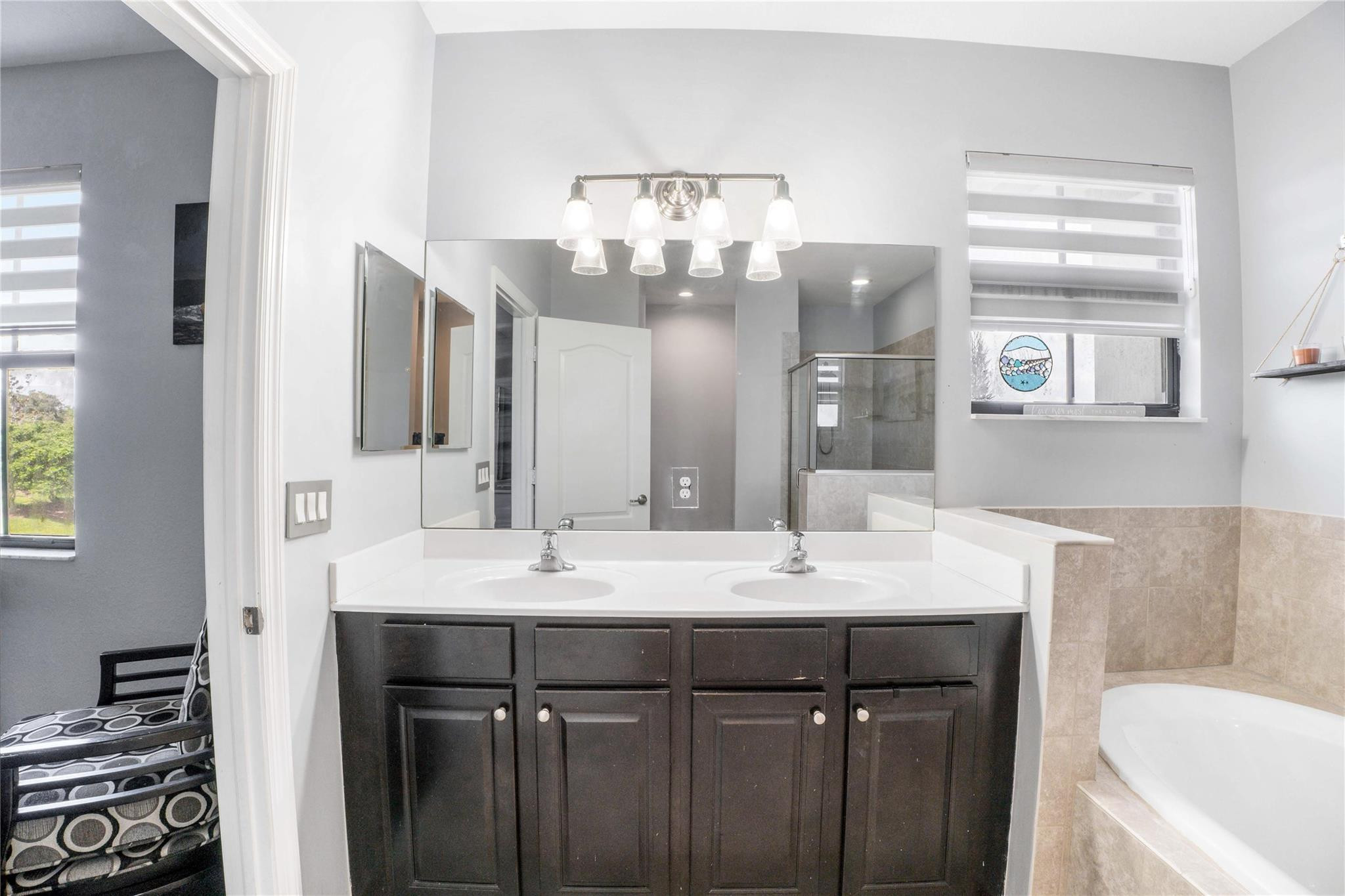 8405 Lakeview Trl