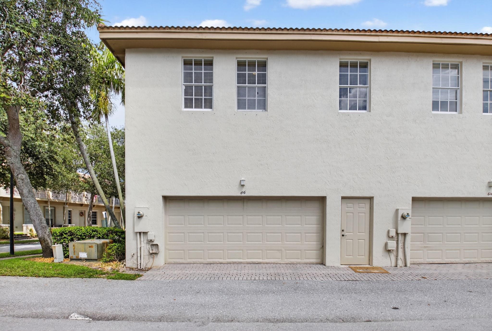 616 NW 25th Ave 616