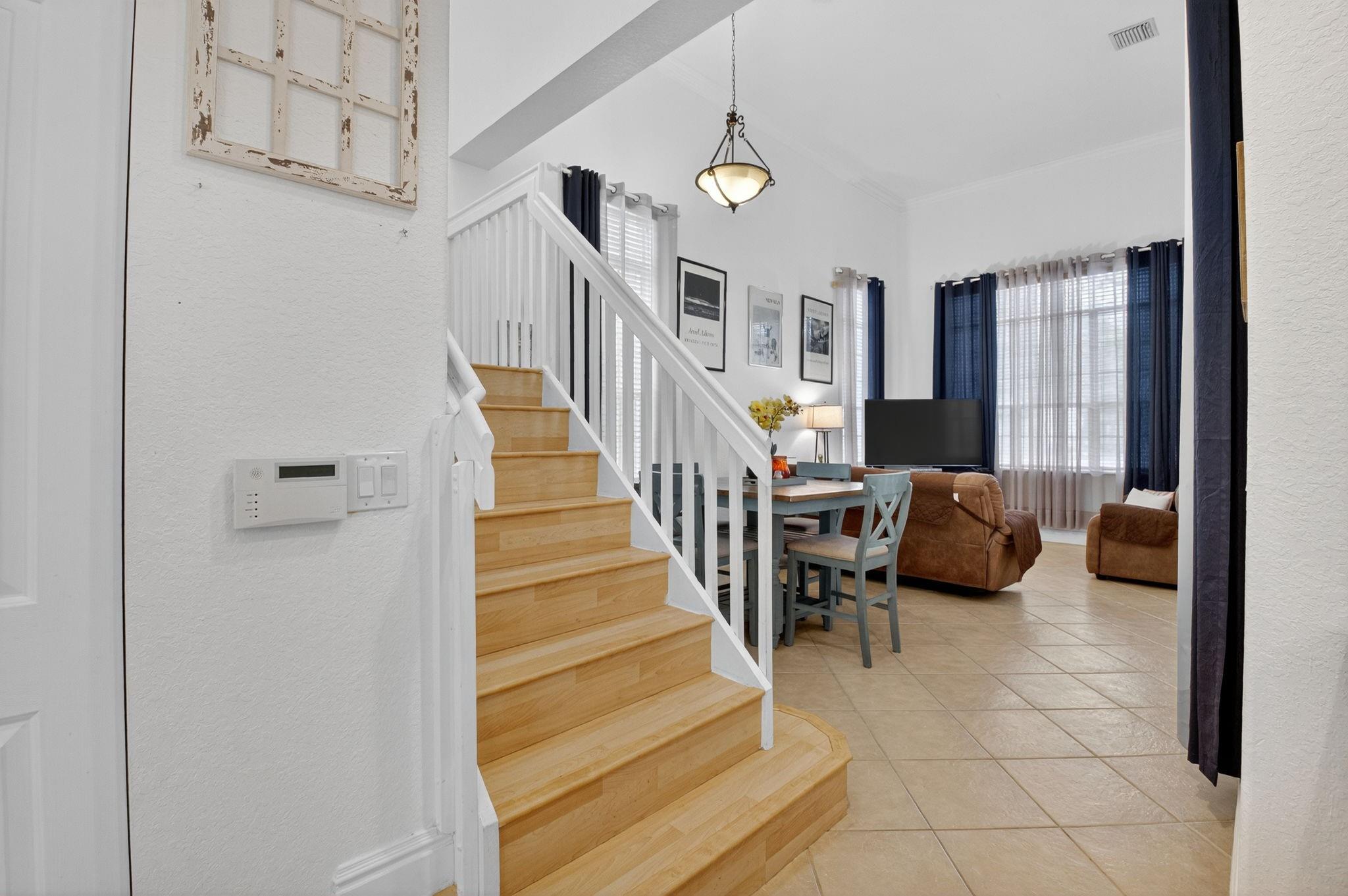 616 NW 25th Ave 616