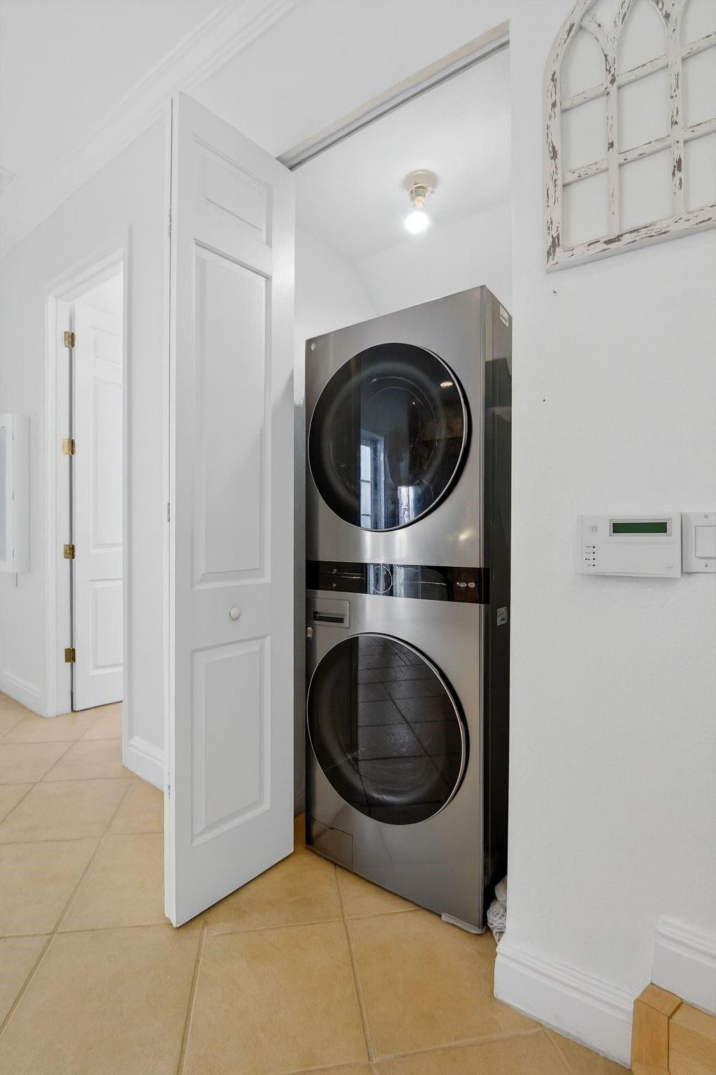 616 NW 25th Ave 616