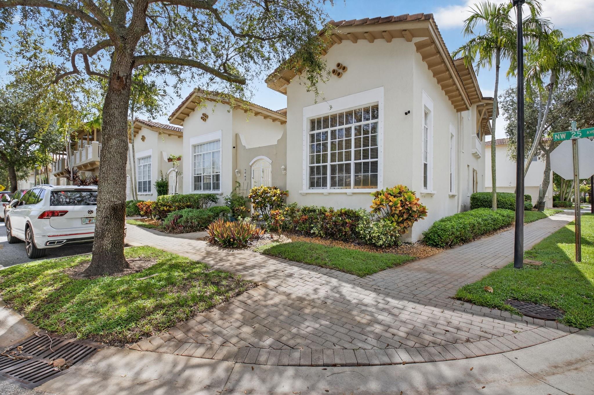 616 NW 25th Ave 616