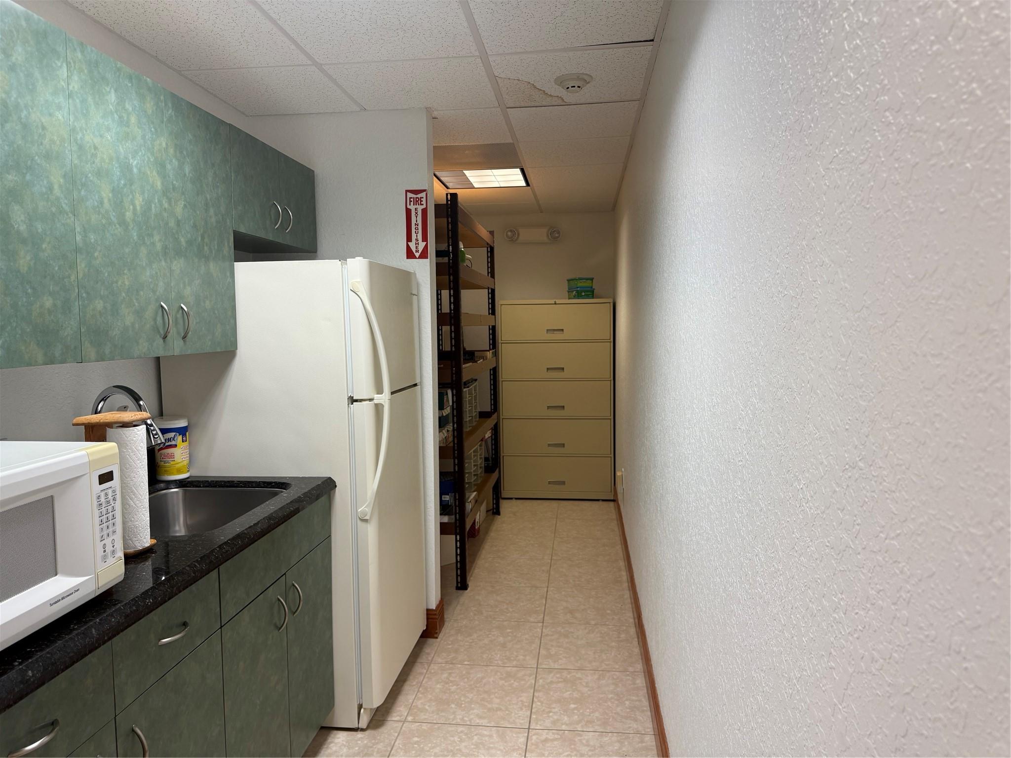 5401 N University Dr Unit 204