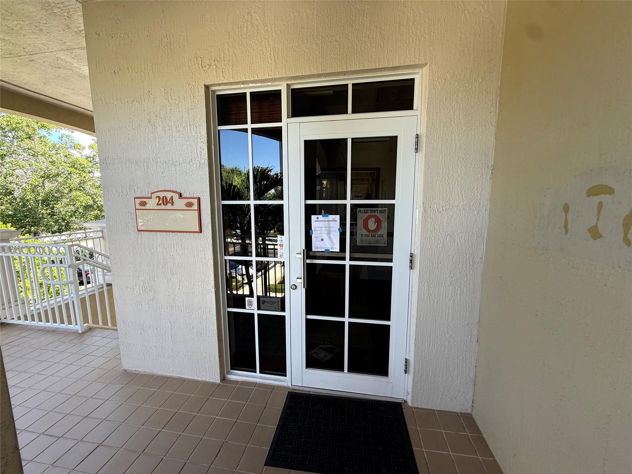 5401 N University Dr Unit 204