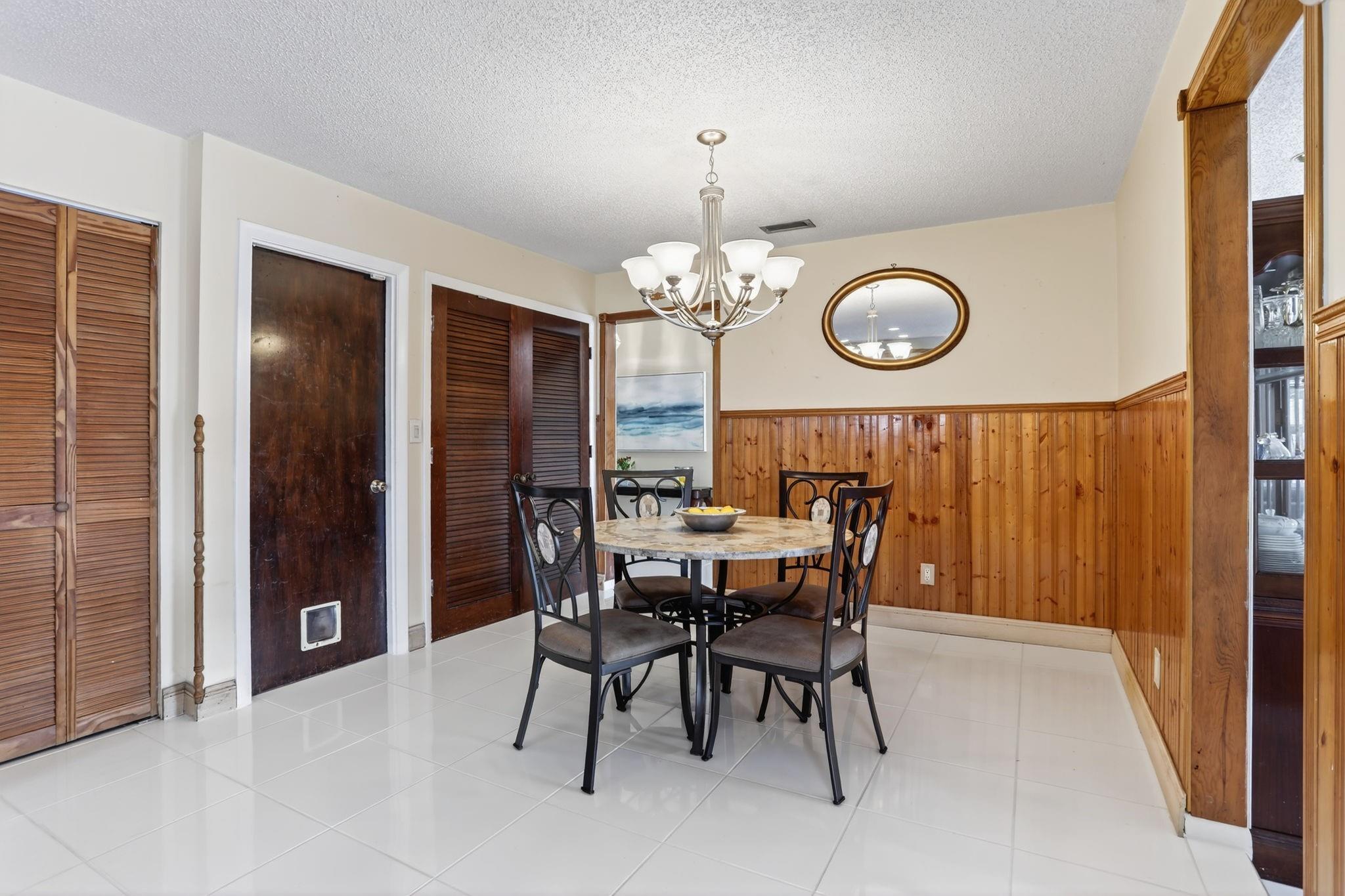 1739 NW 93rd Ter