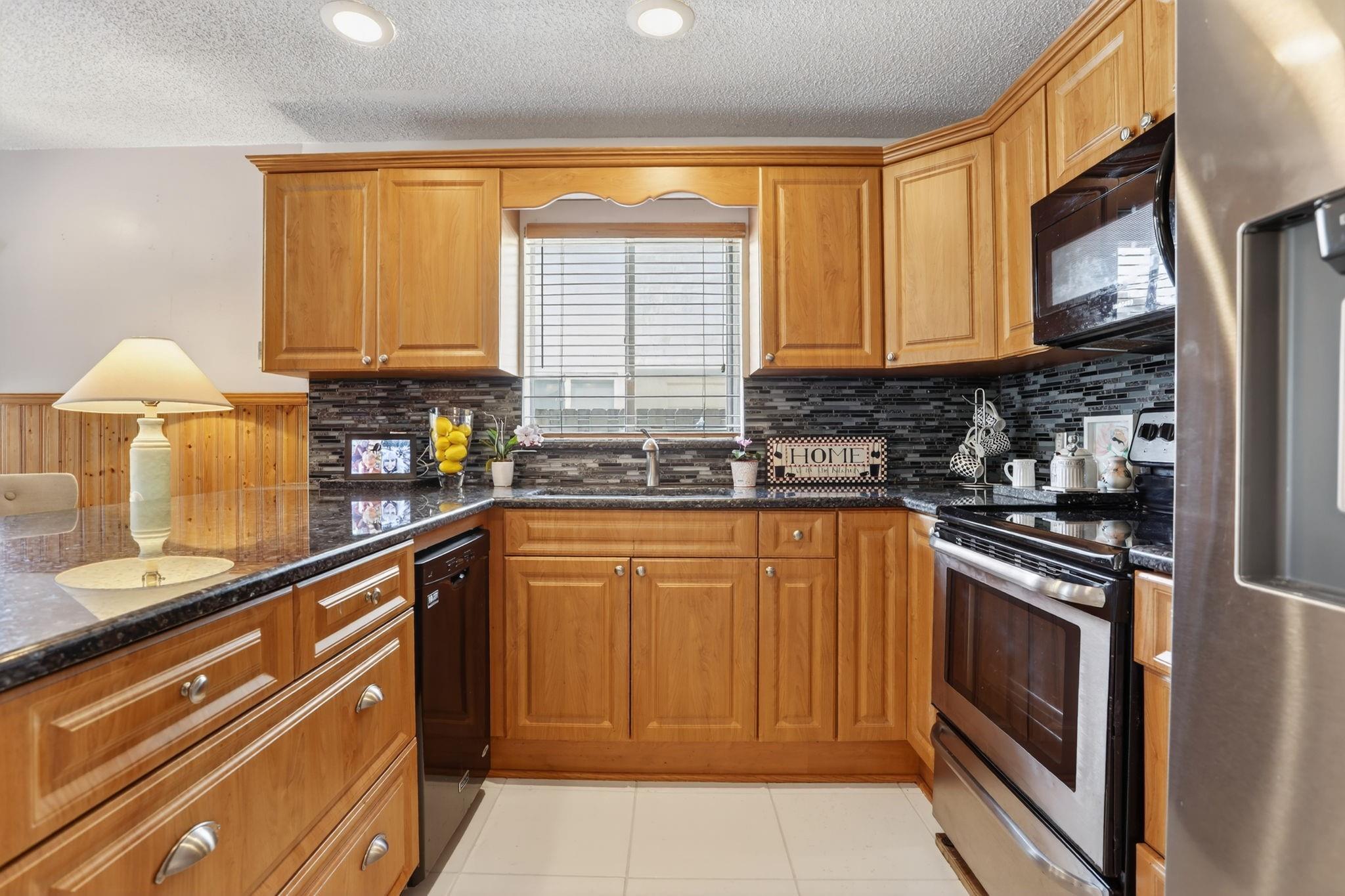 1739 NW 93rd Ter