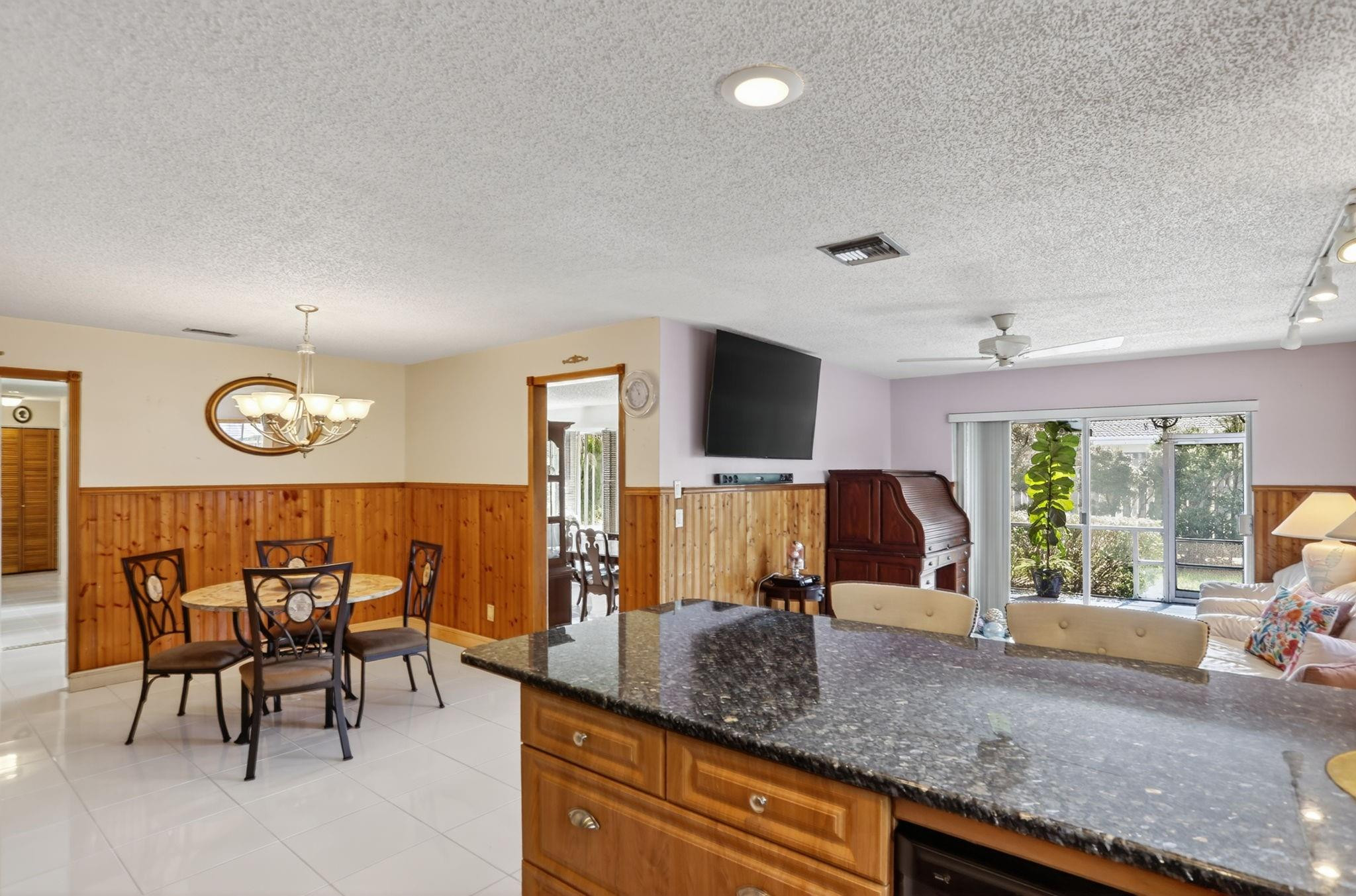 1739 NW 93rd Ter