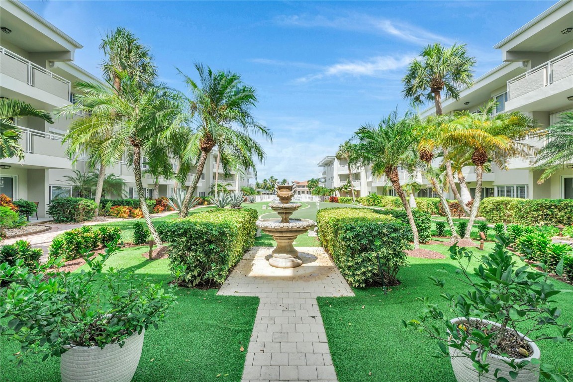 1198 Hillsboro Mile 212