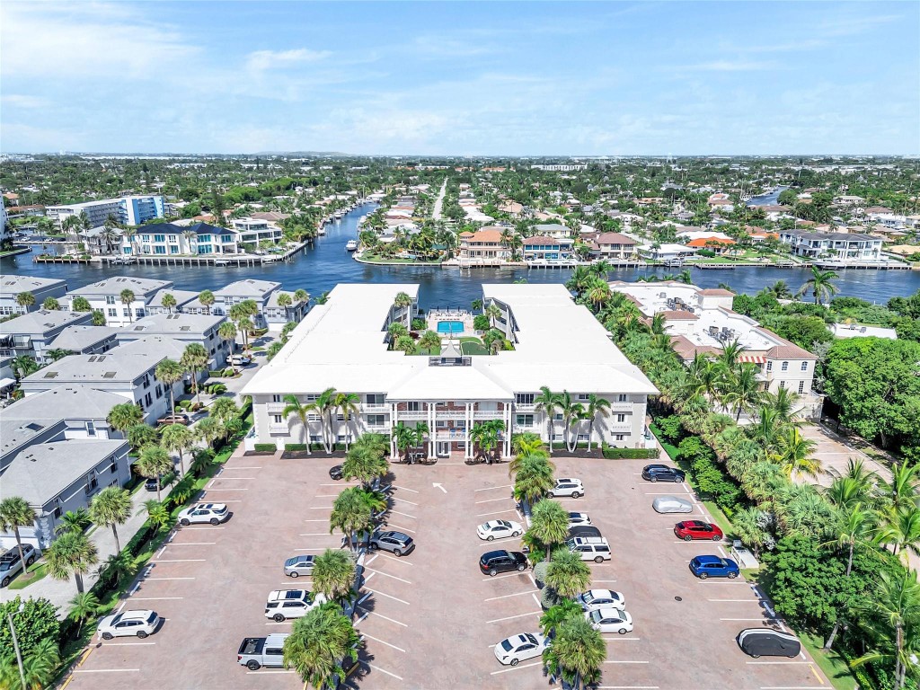 1198 Hillsboro Mile 212