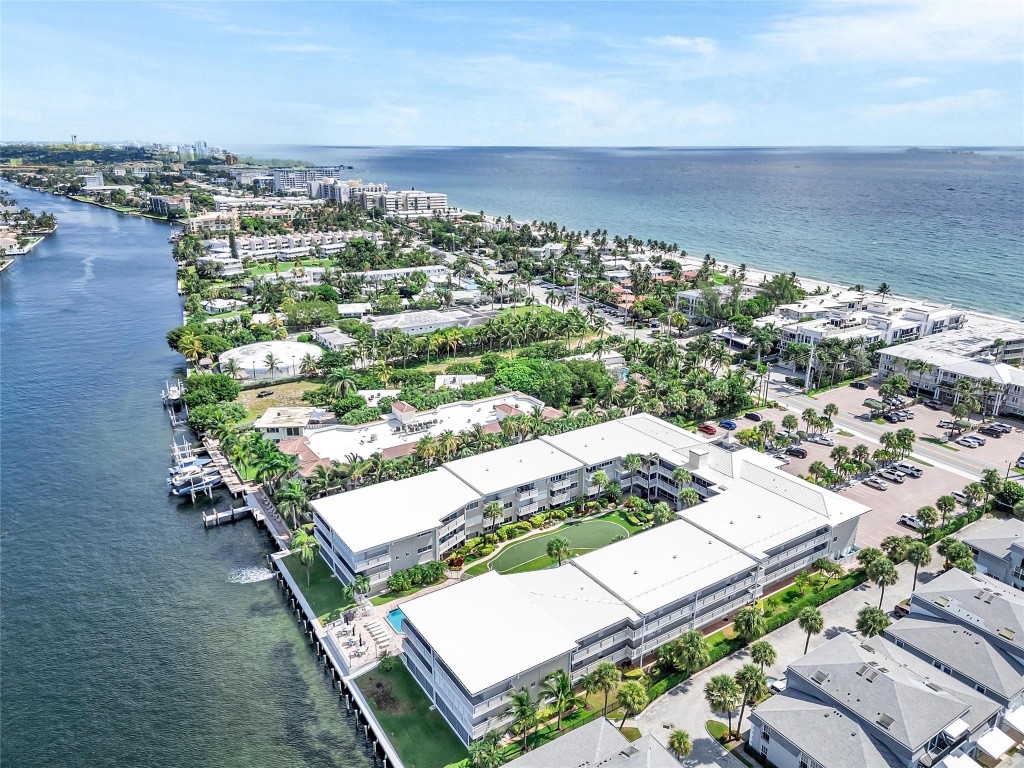 1198 Hillsboro Mile 212