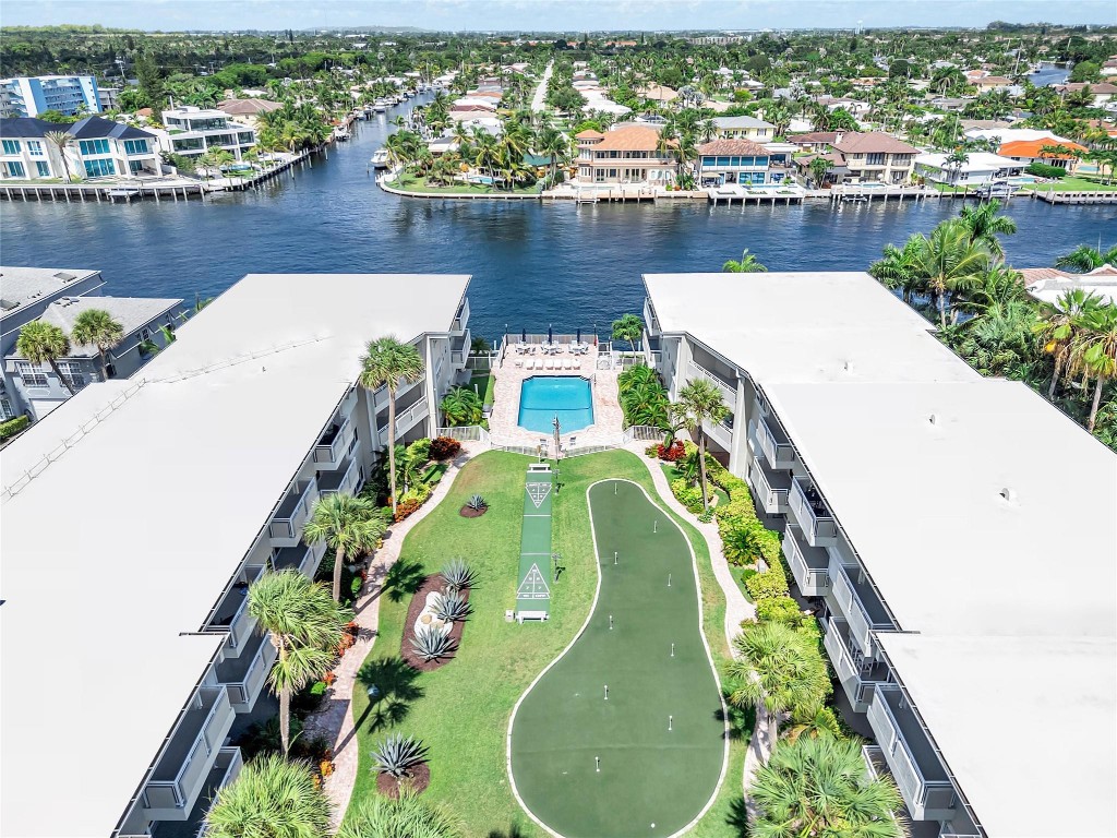 1198 Hillsboro Mile 212