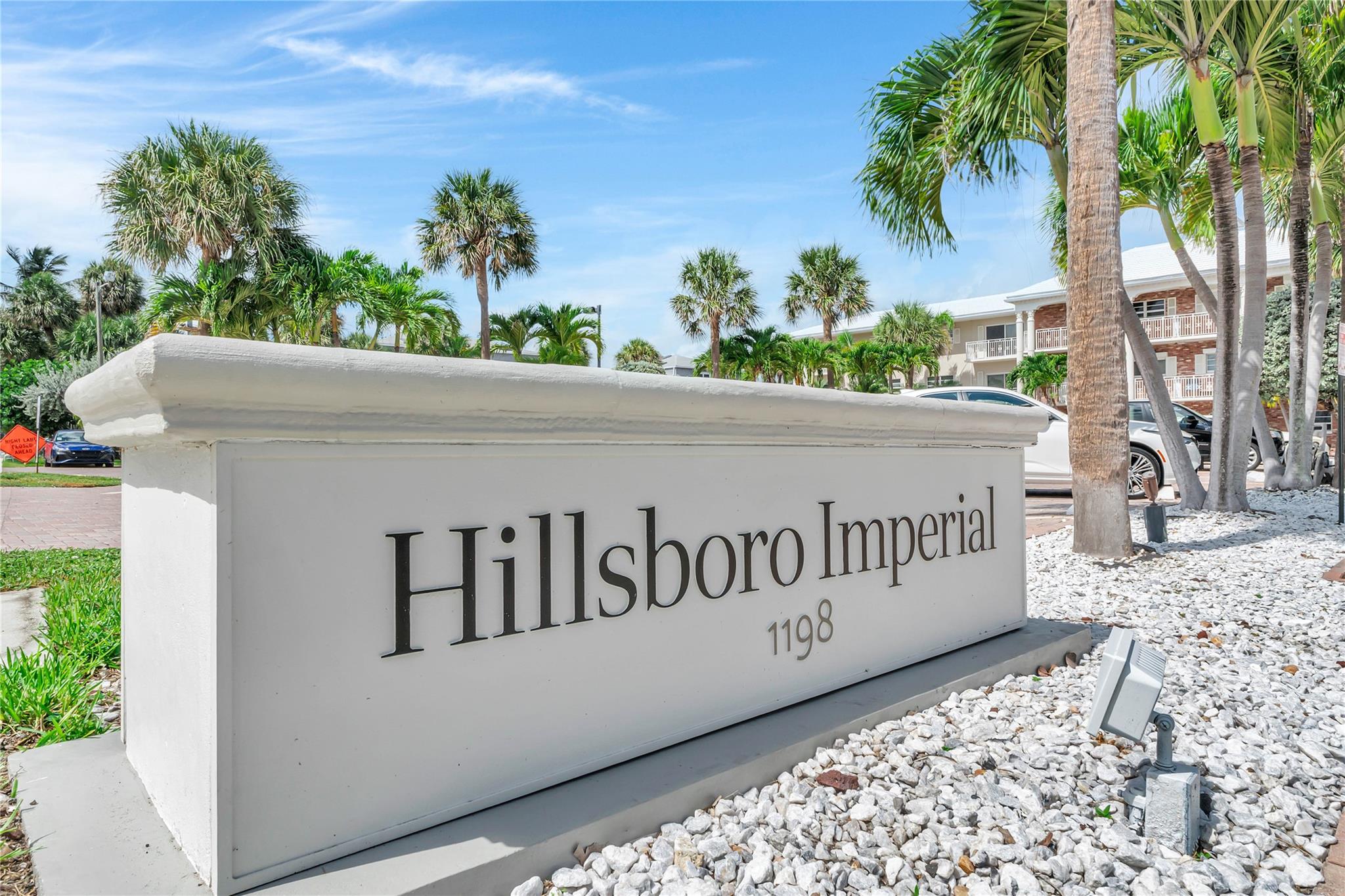 1198 Hillsboro Mile 212