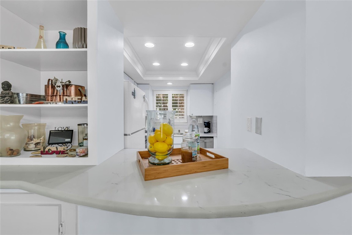 1198 Hillsboro Mile 212