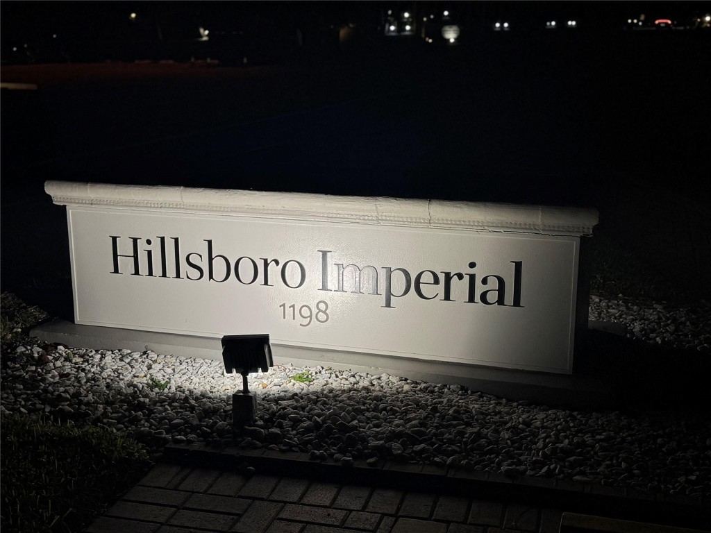 1198 Hillsboro Mile 212