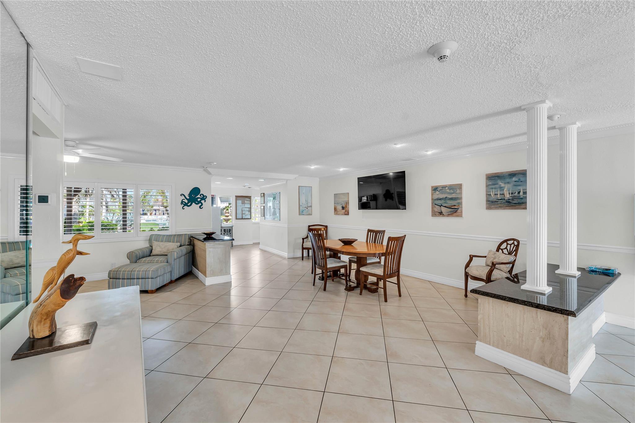 1198 Hillsboro Mile 212