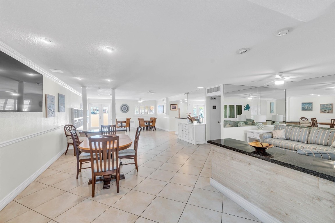 1198 Hillsboro Mile 212