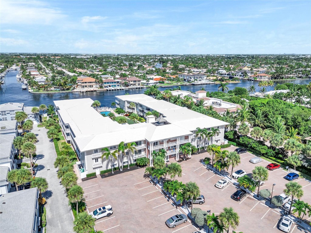 1198 Hillsboro Mile 212