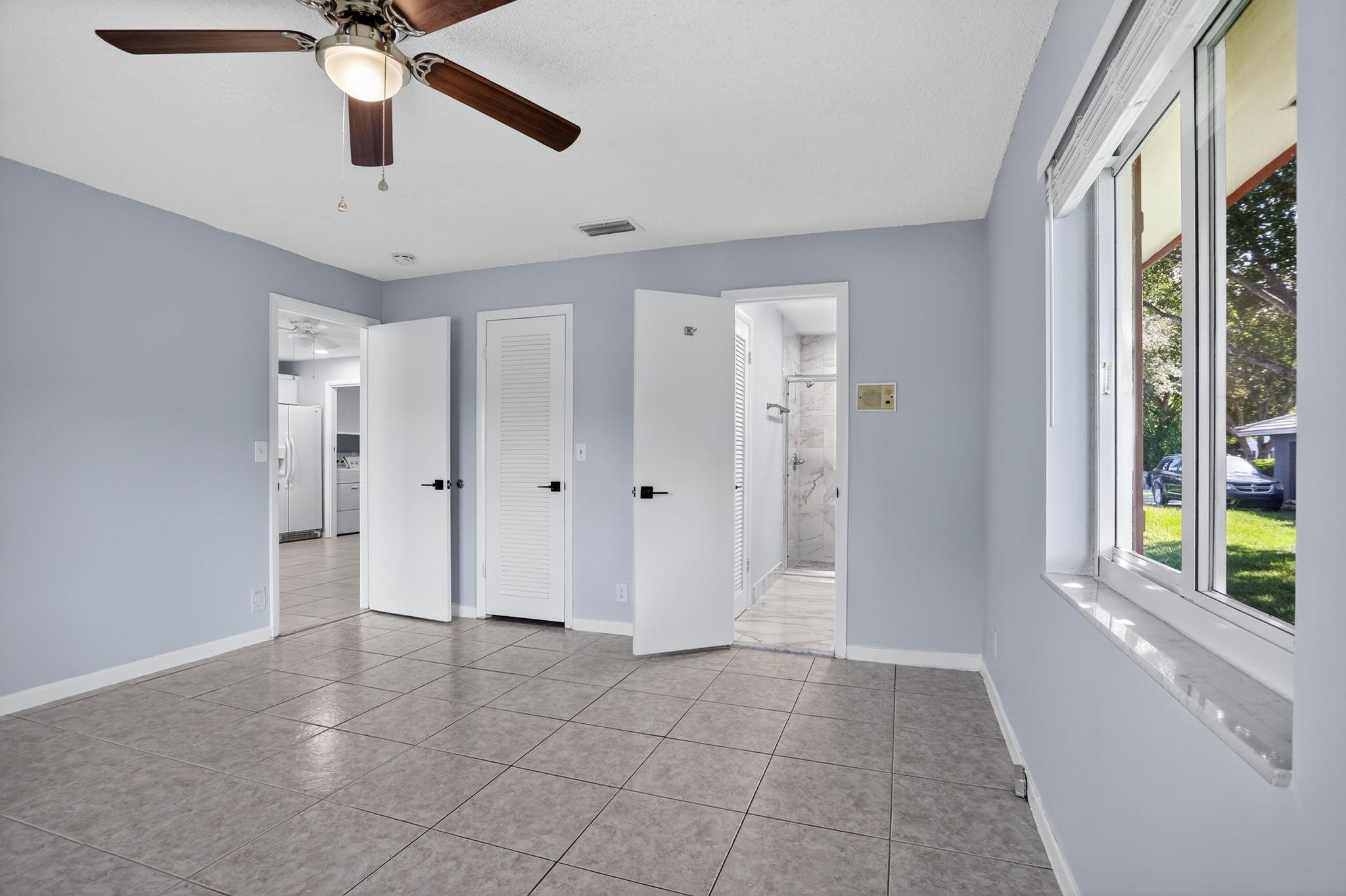 10071 NW 36th St
