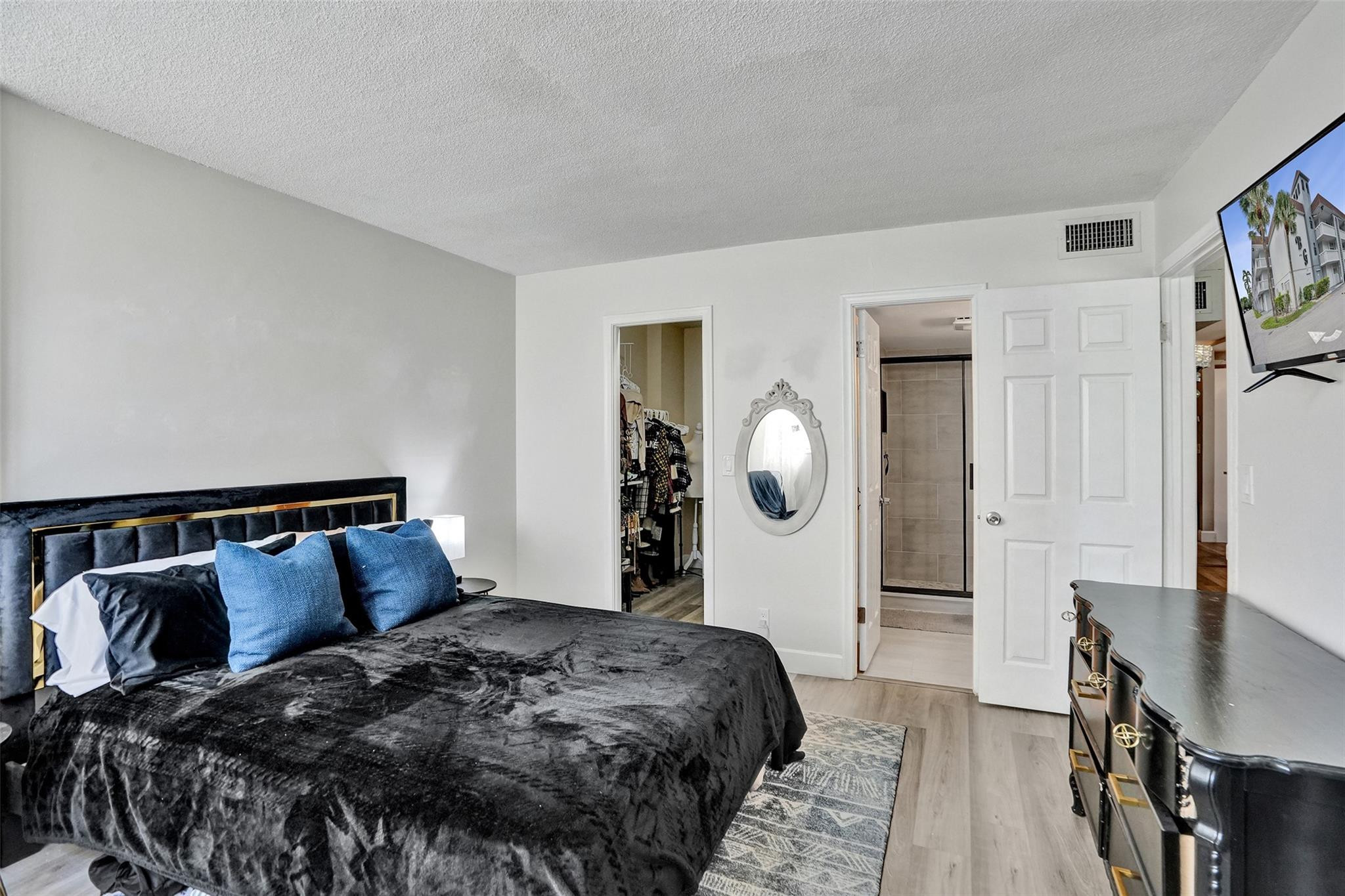 400 SE 10th Street 117