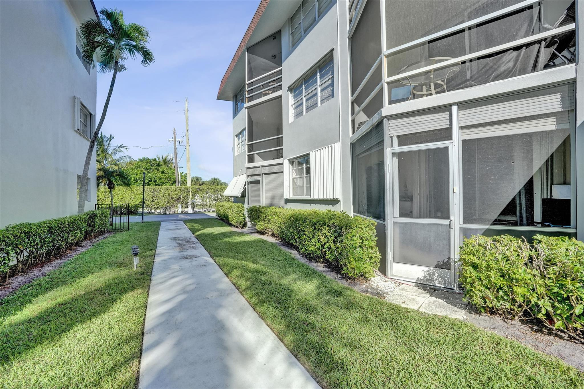 400 SE 10th Street 117