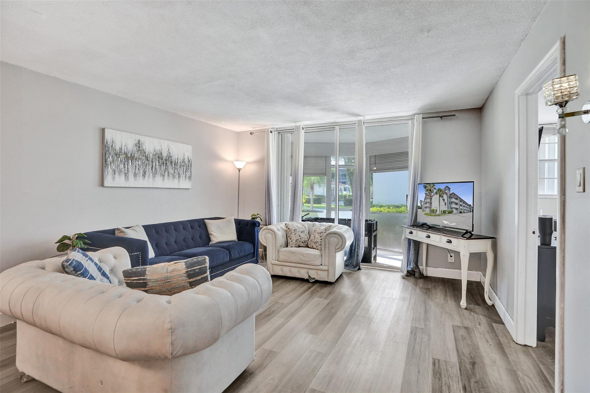 400 SE 10th Street 117