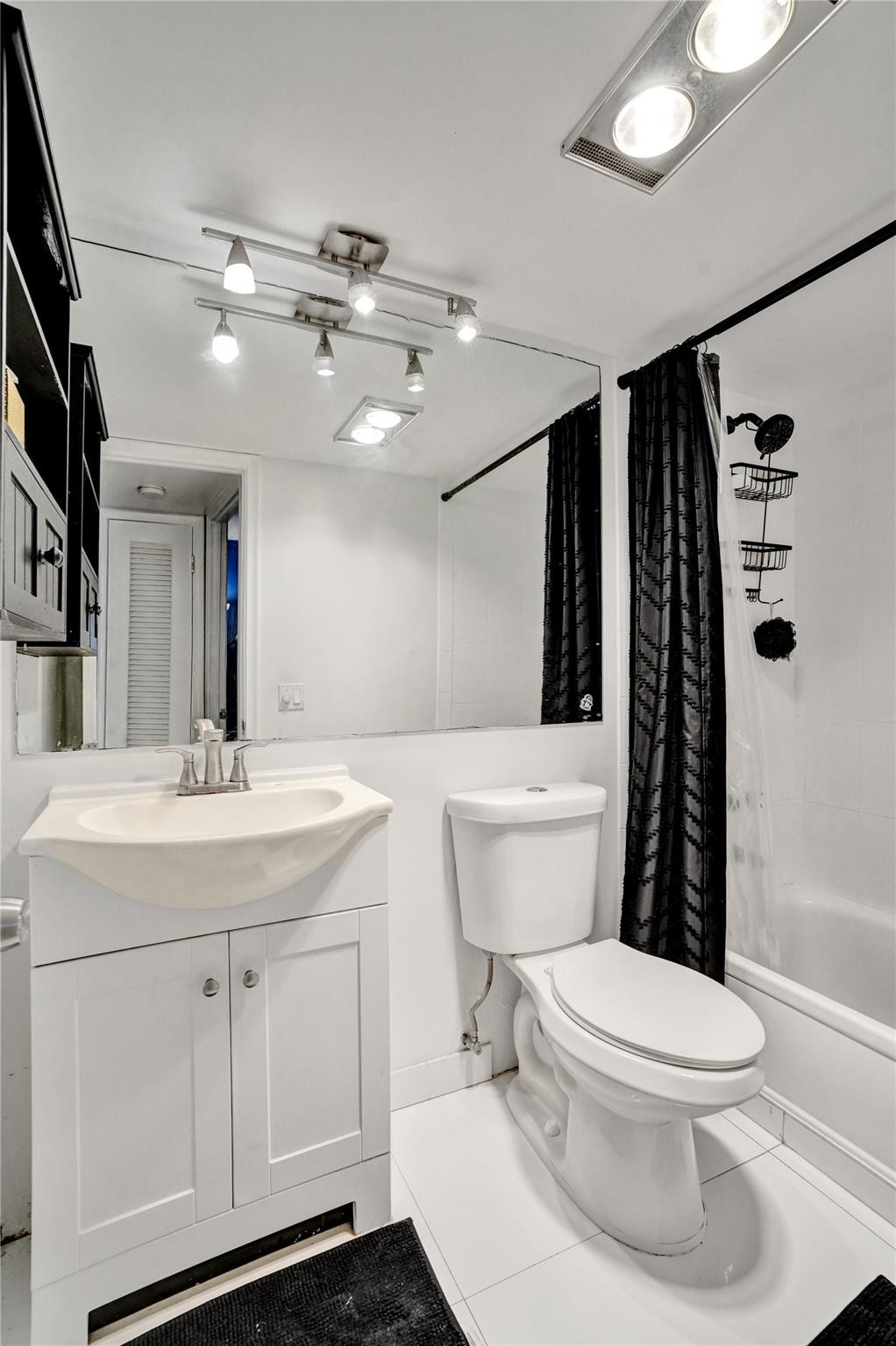 400 SE 10th Street 117