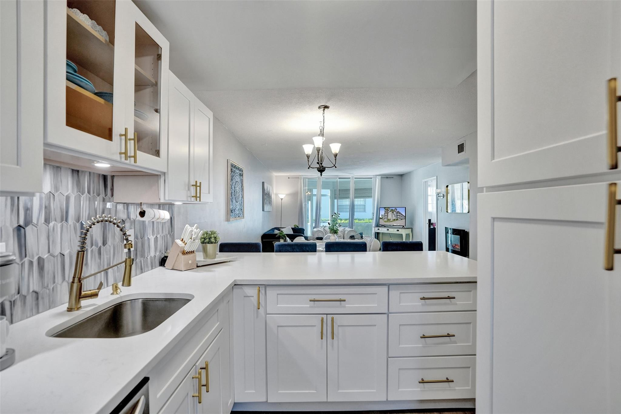 400 SE 10th Street 117