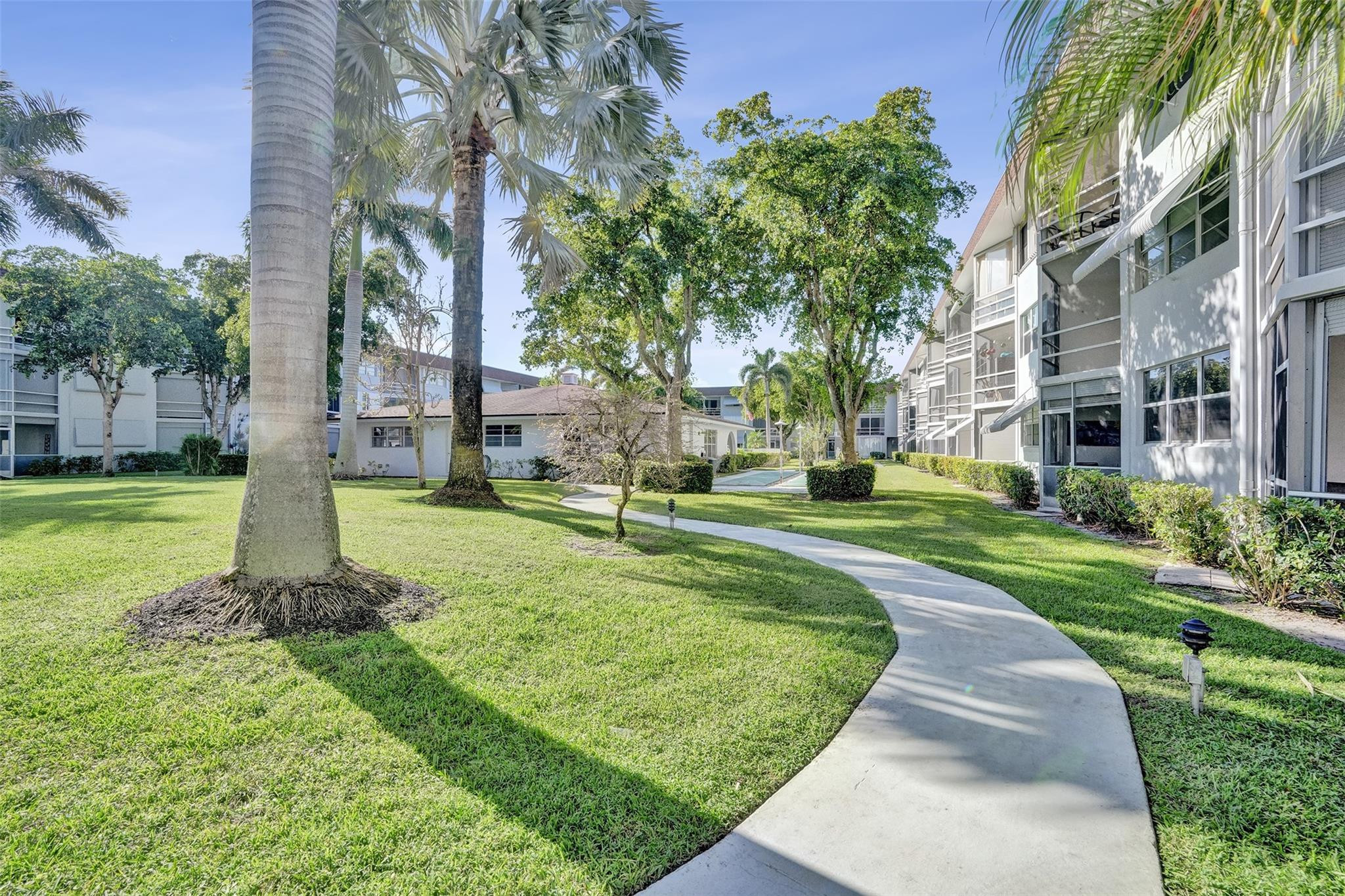400 SE 10th Street 117