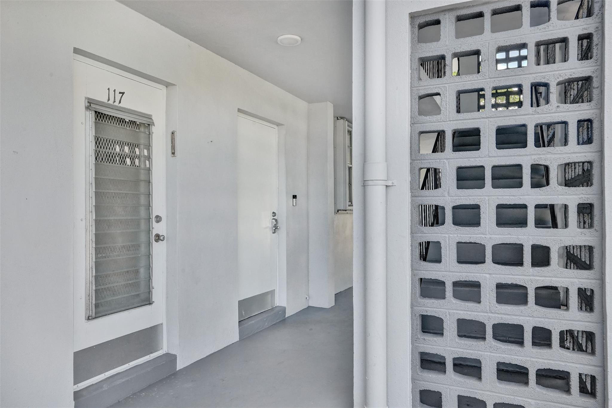 400 SE 10th Street 117