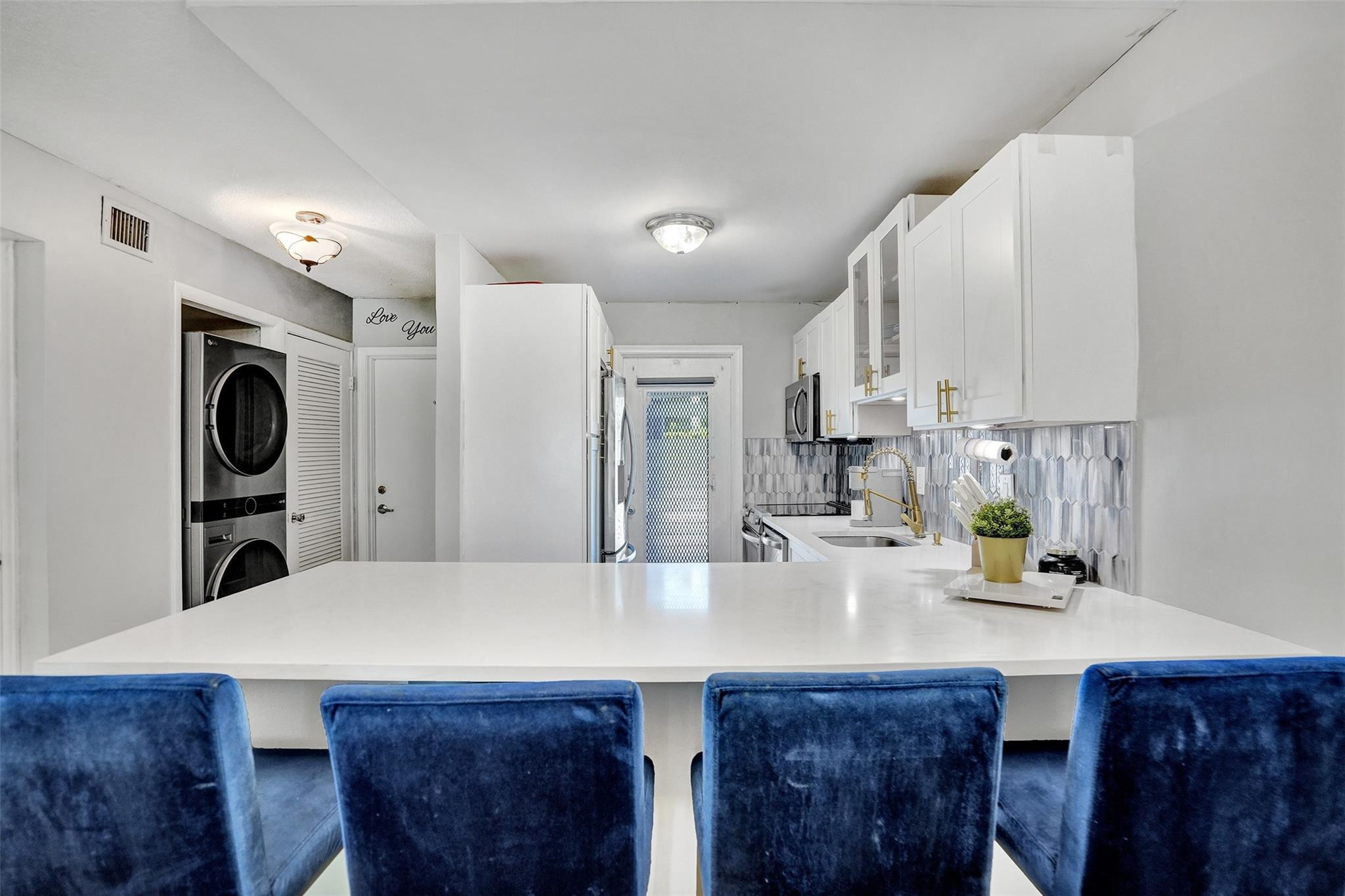 400 SE 10th Street 117