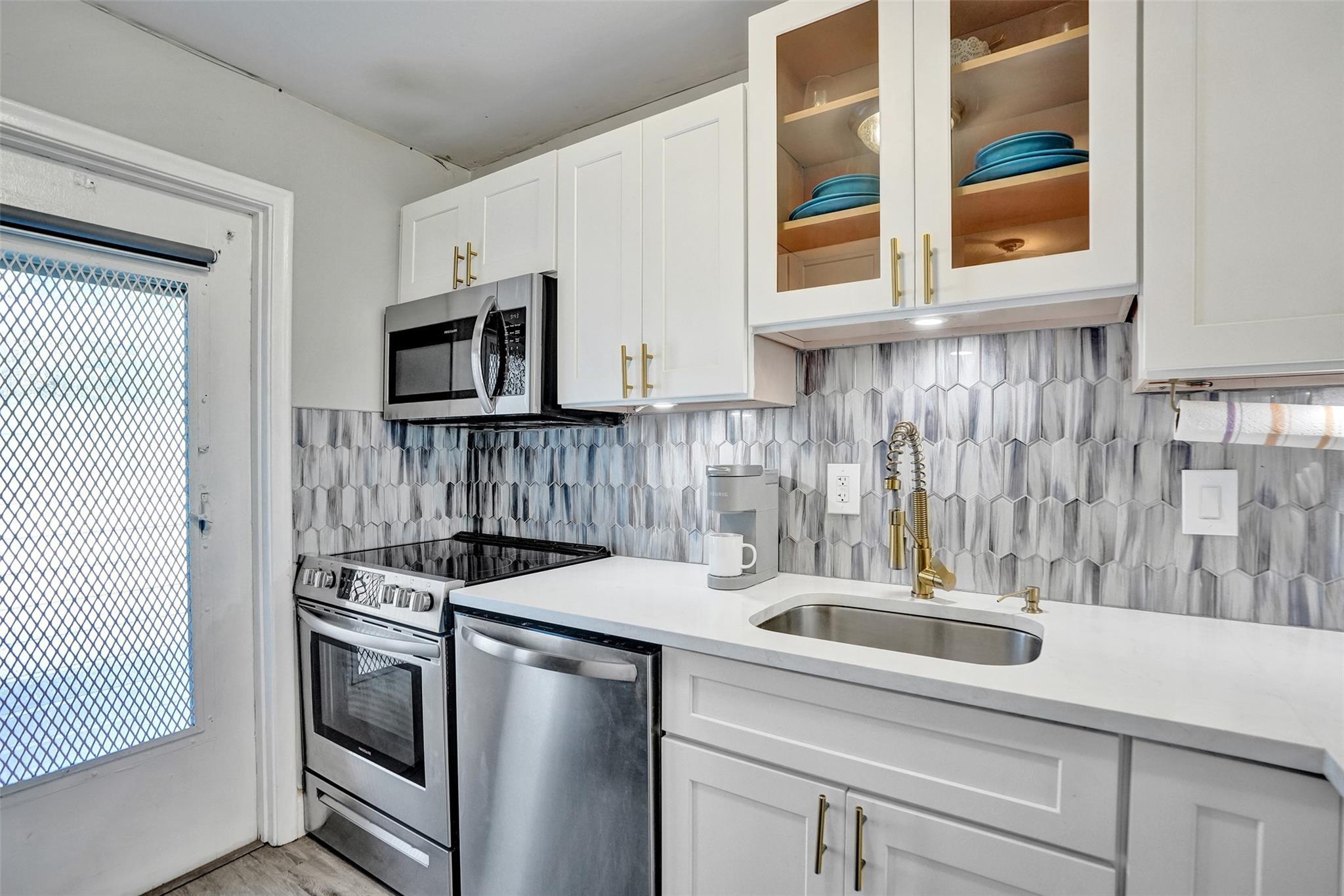 400 SE 10th Street 117