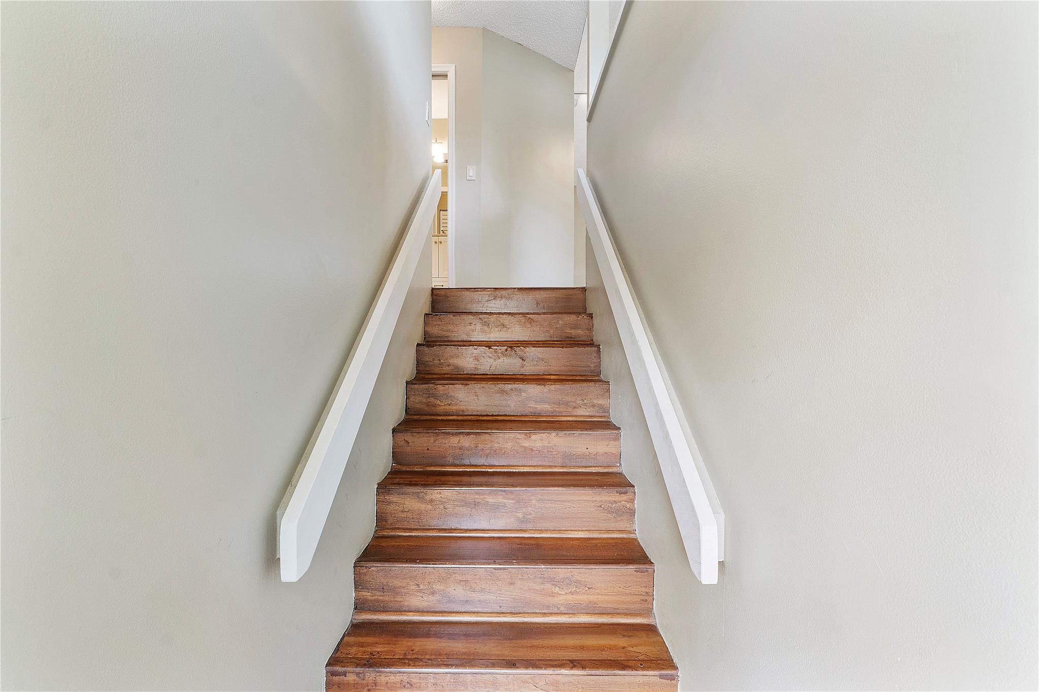 2112 Congressional Way 2112