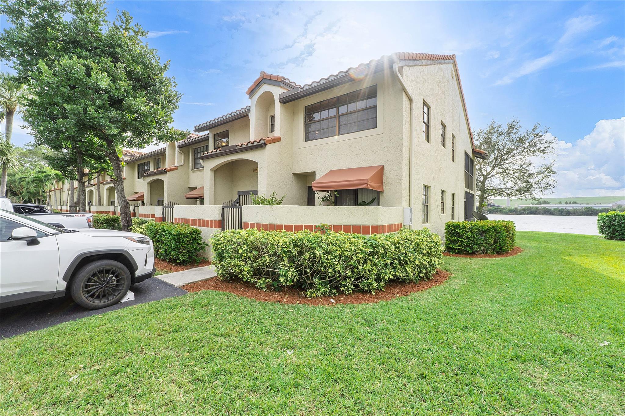 2112 Congressional Way 2112