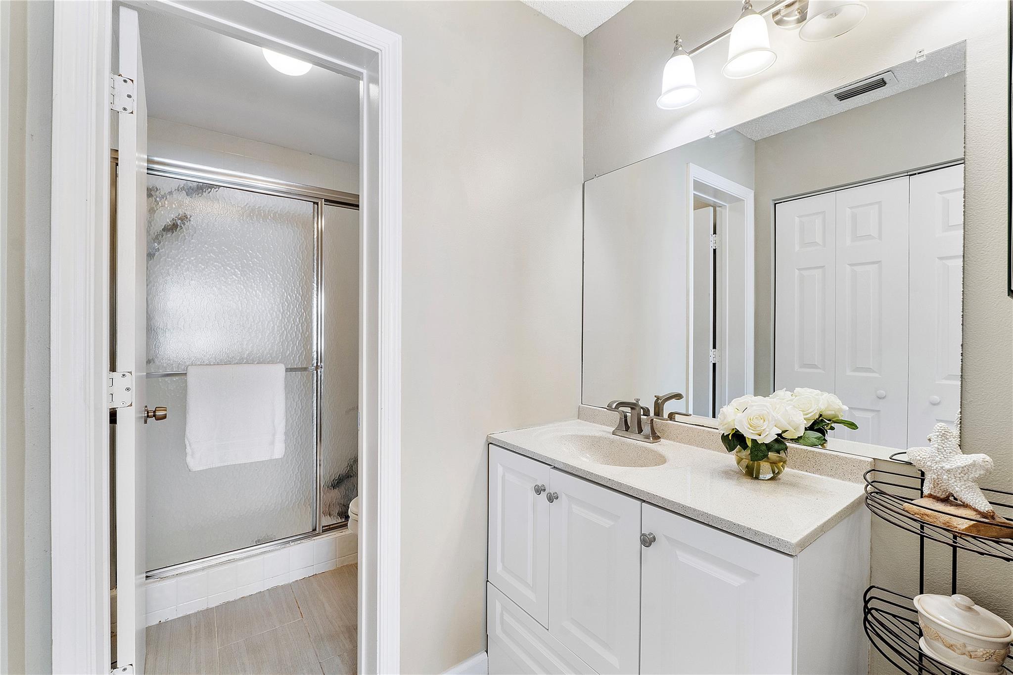 2112 Congressional Way 2112