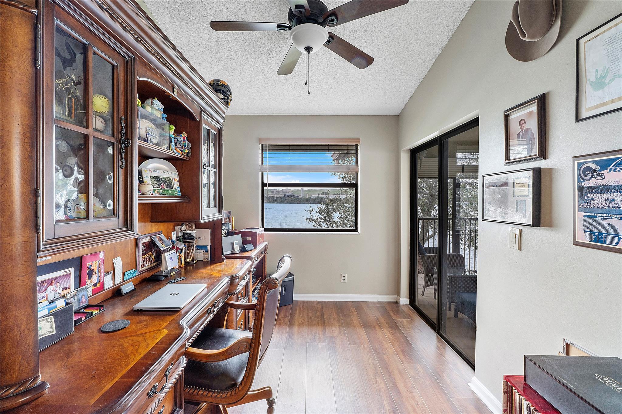 2112 Congressional Way 2112