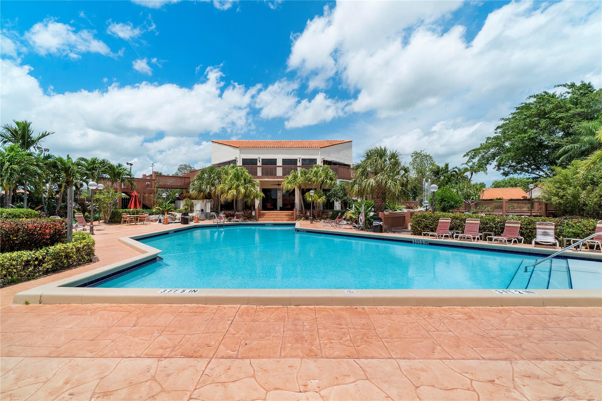 2112 Congressional Way 2112