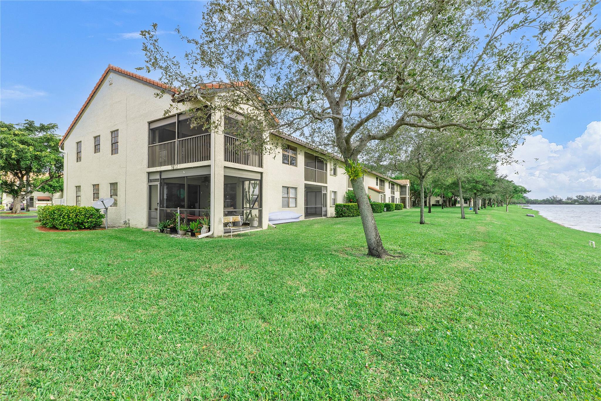 2112 Congressional Way 2112