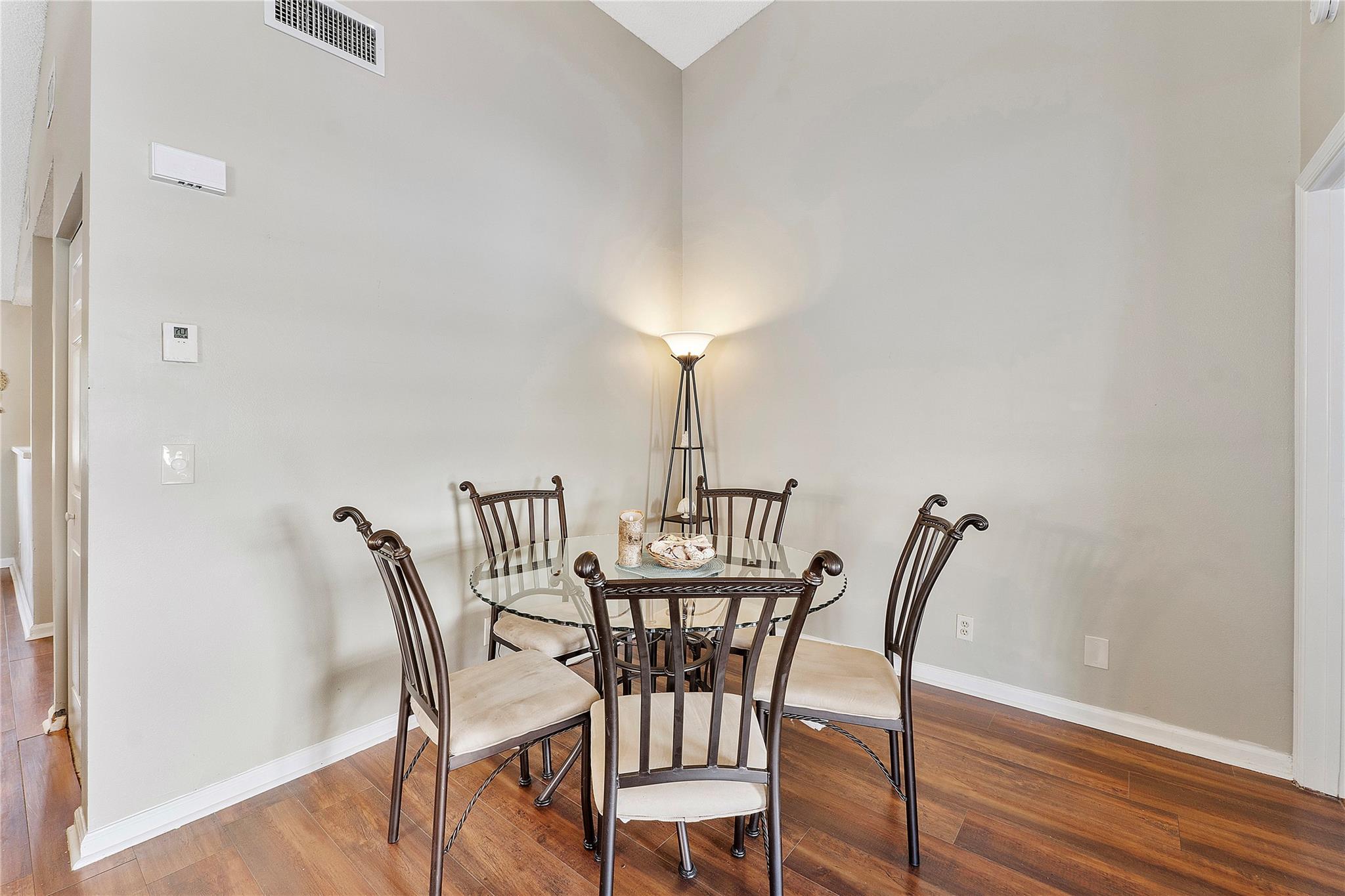 2112 Congressional Way 2112