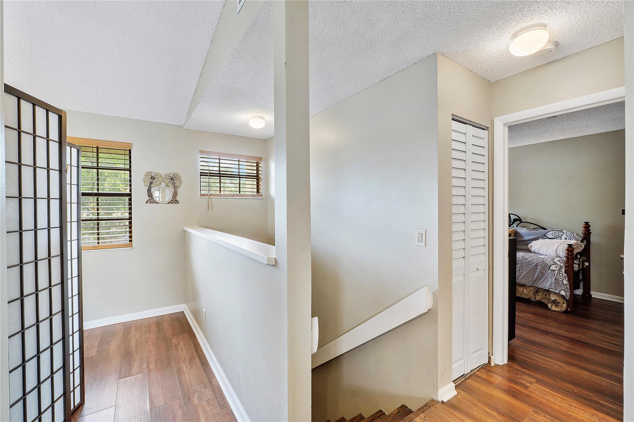 2112 Congressional Way 2112