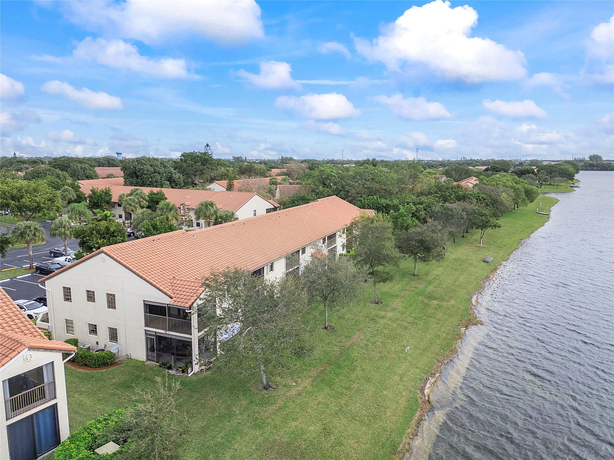 2112 Congressional Way 2112