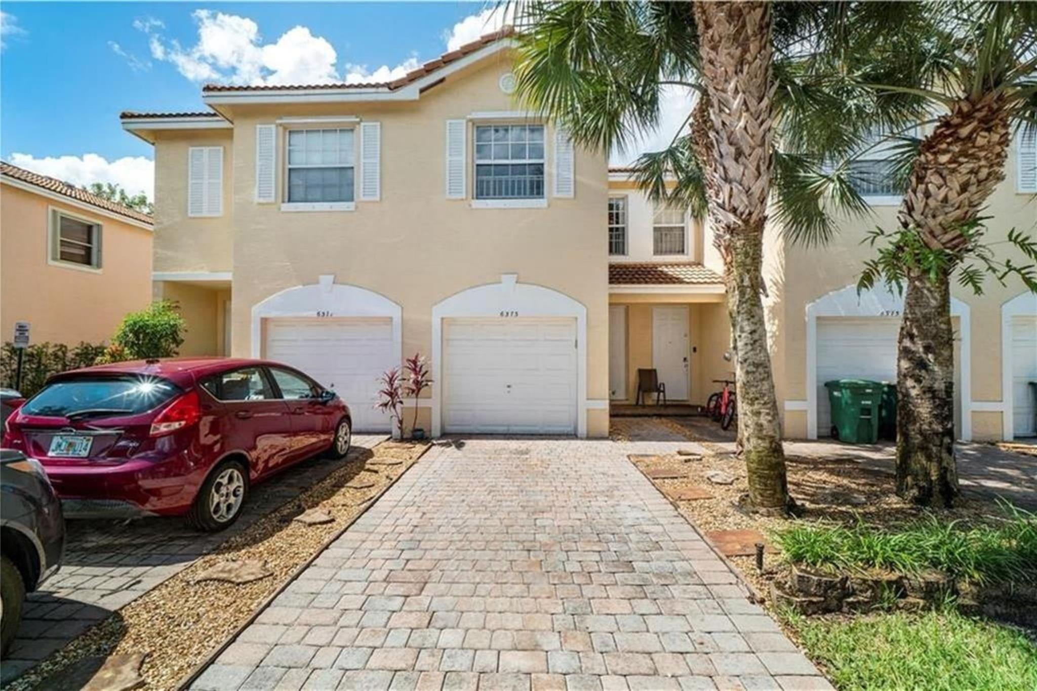 6373 Landings Way