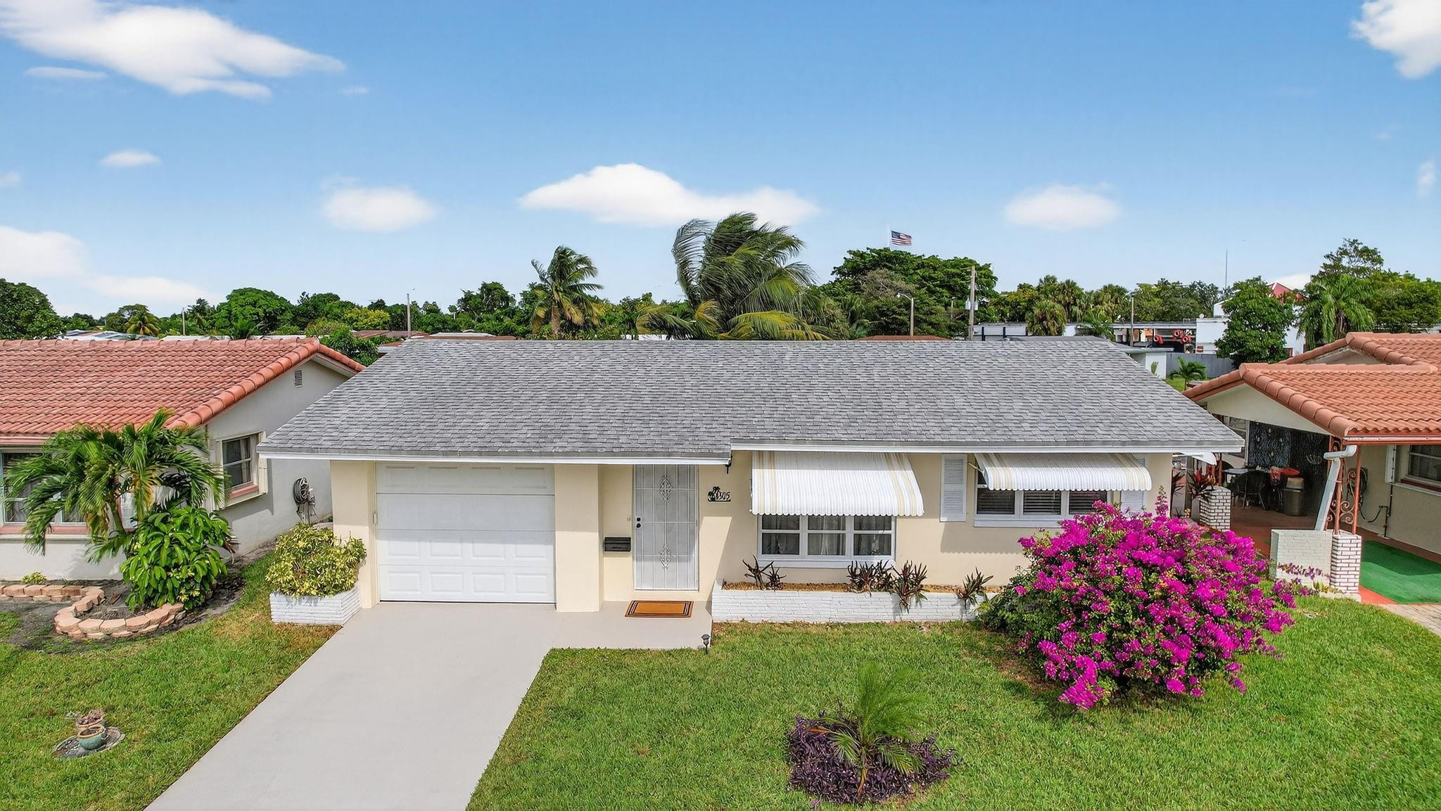 4305 NW 49th Dr