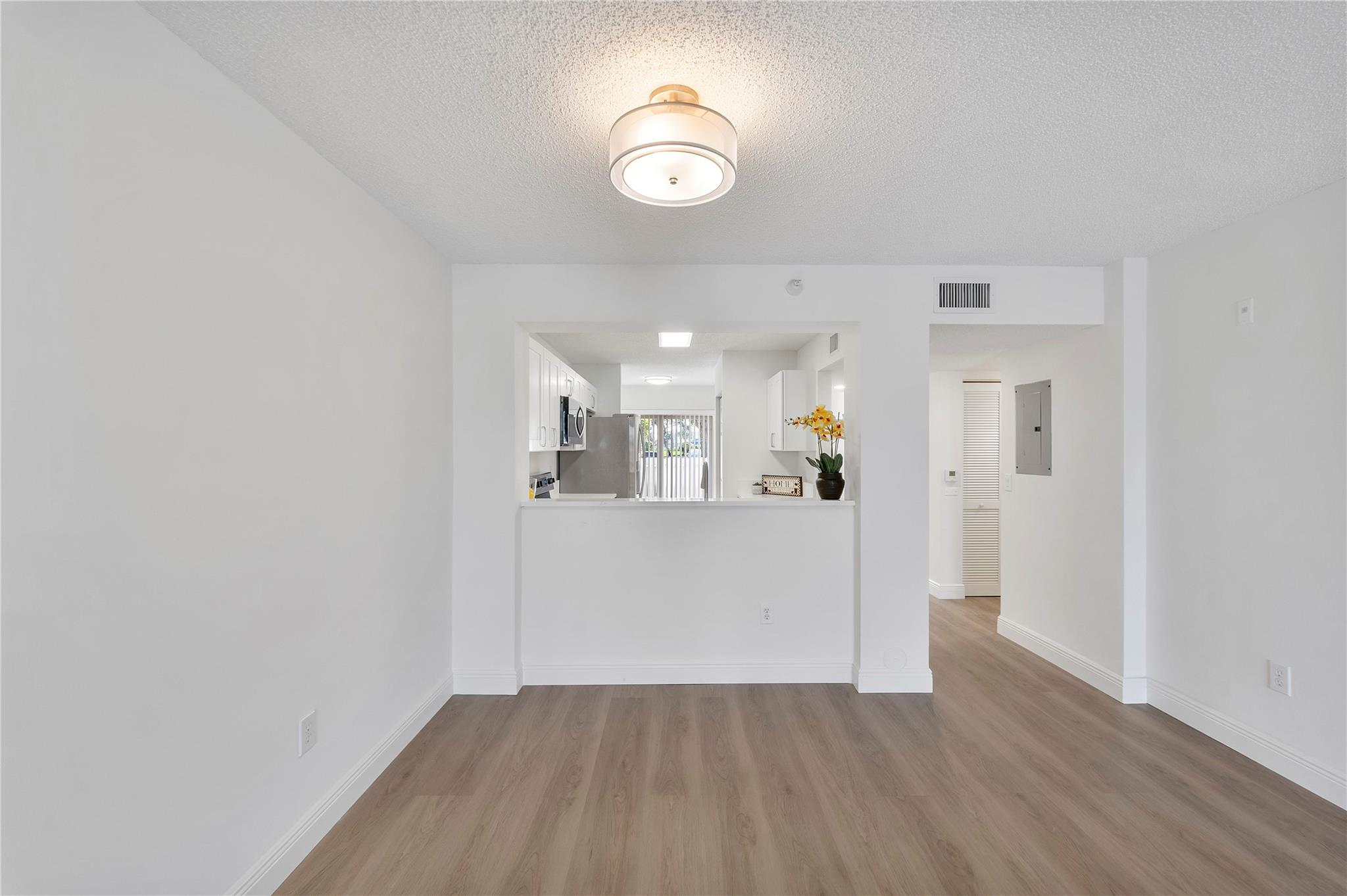 7763 Southampton Ter 102