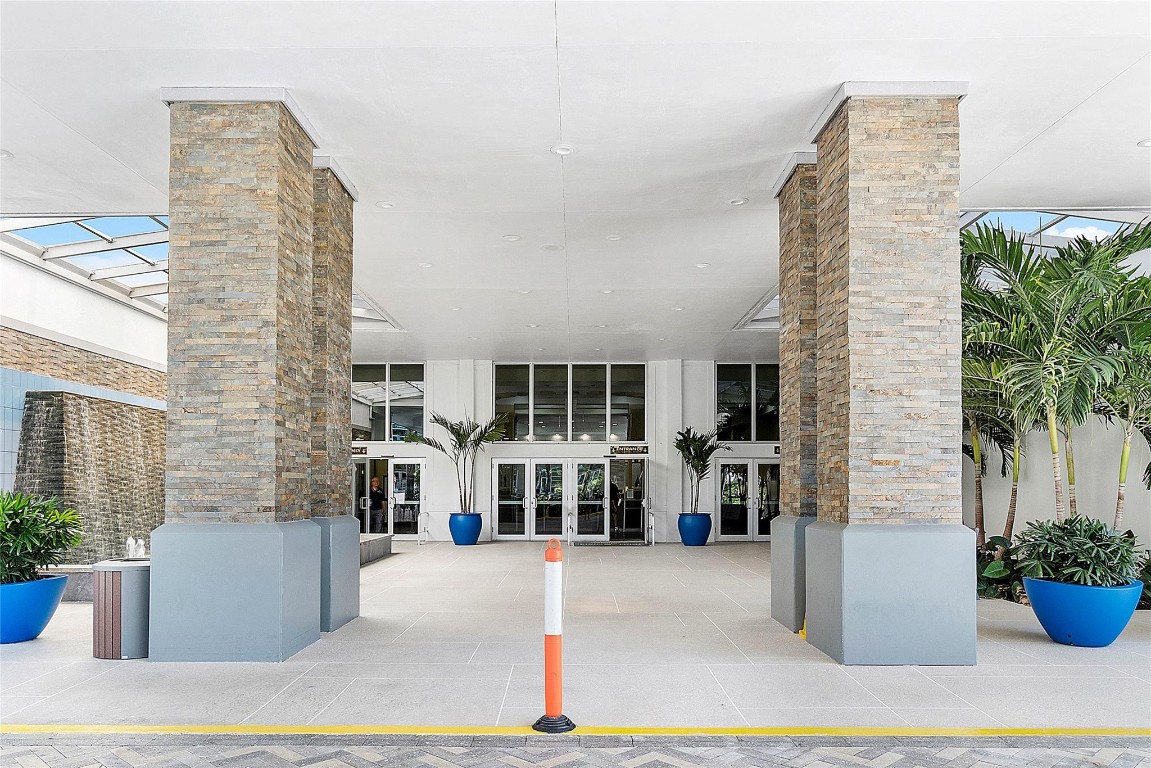 7763 Southampton Ter 102