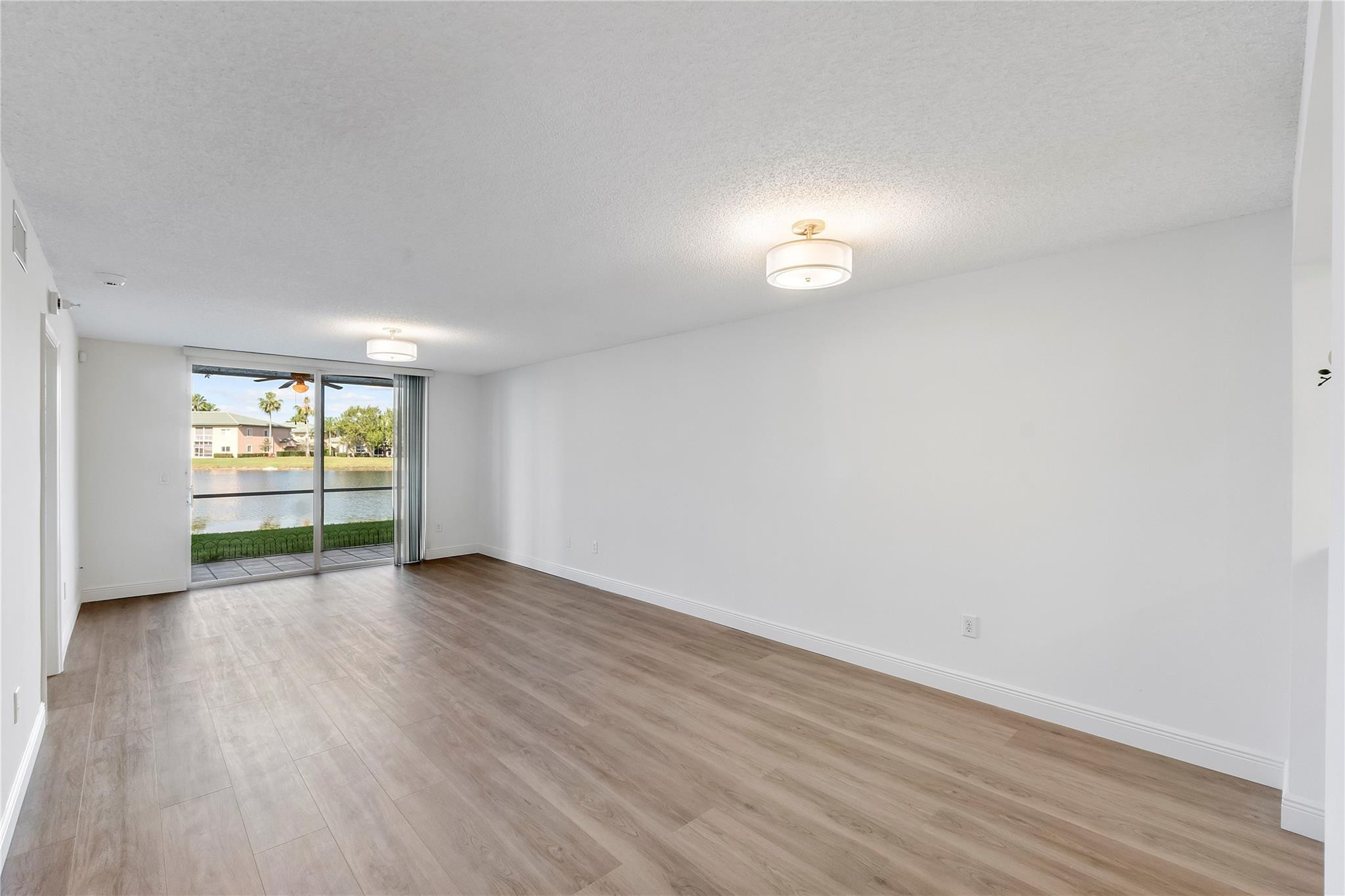 7763 Southampton Ter 102