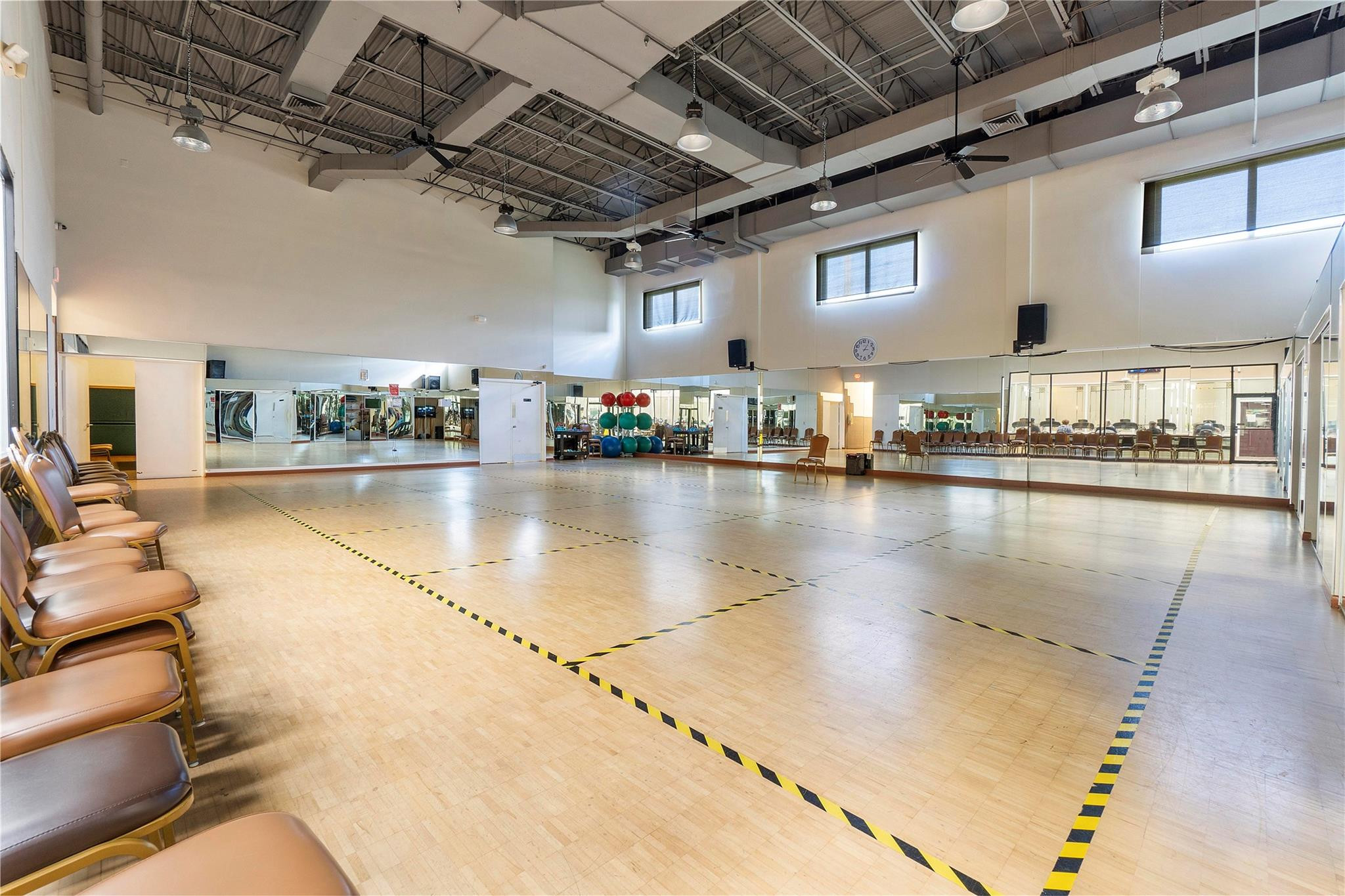 7763 Southampton Ter 102