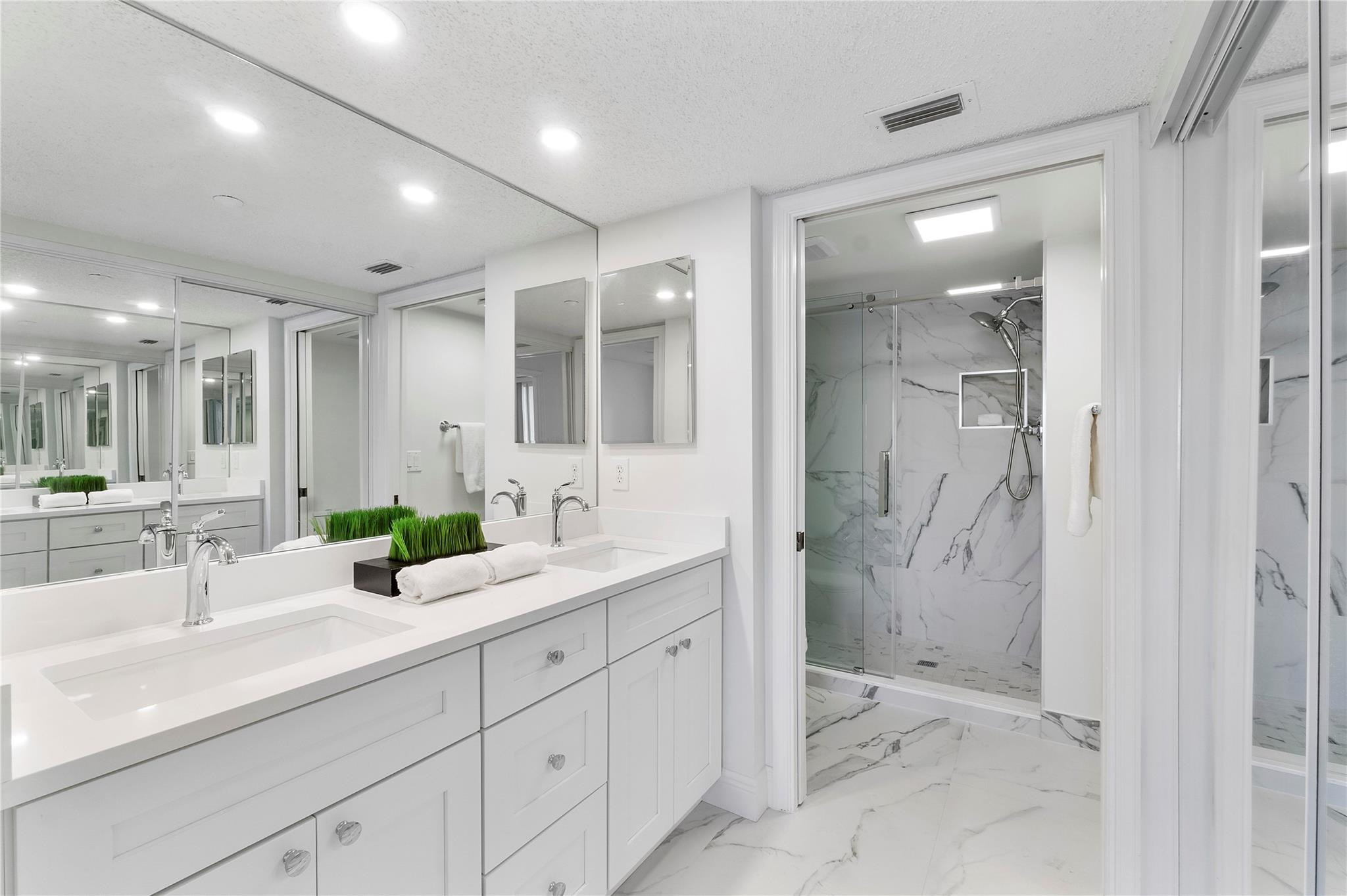 7763 Southampton Ter 102