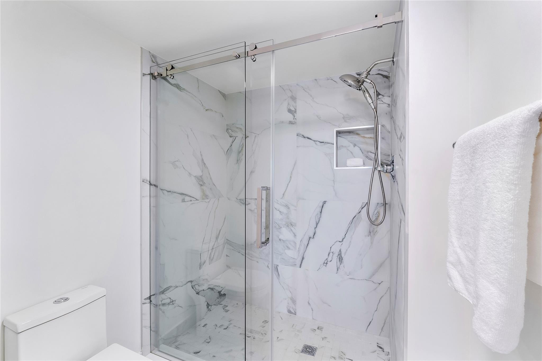 7763 Southampton Ter 102