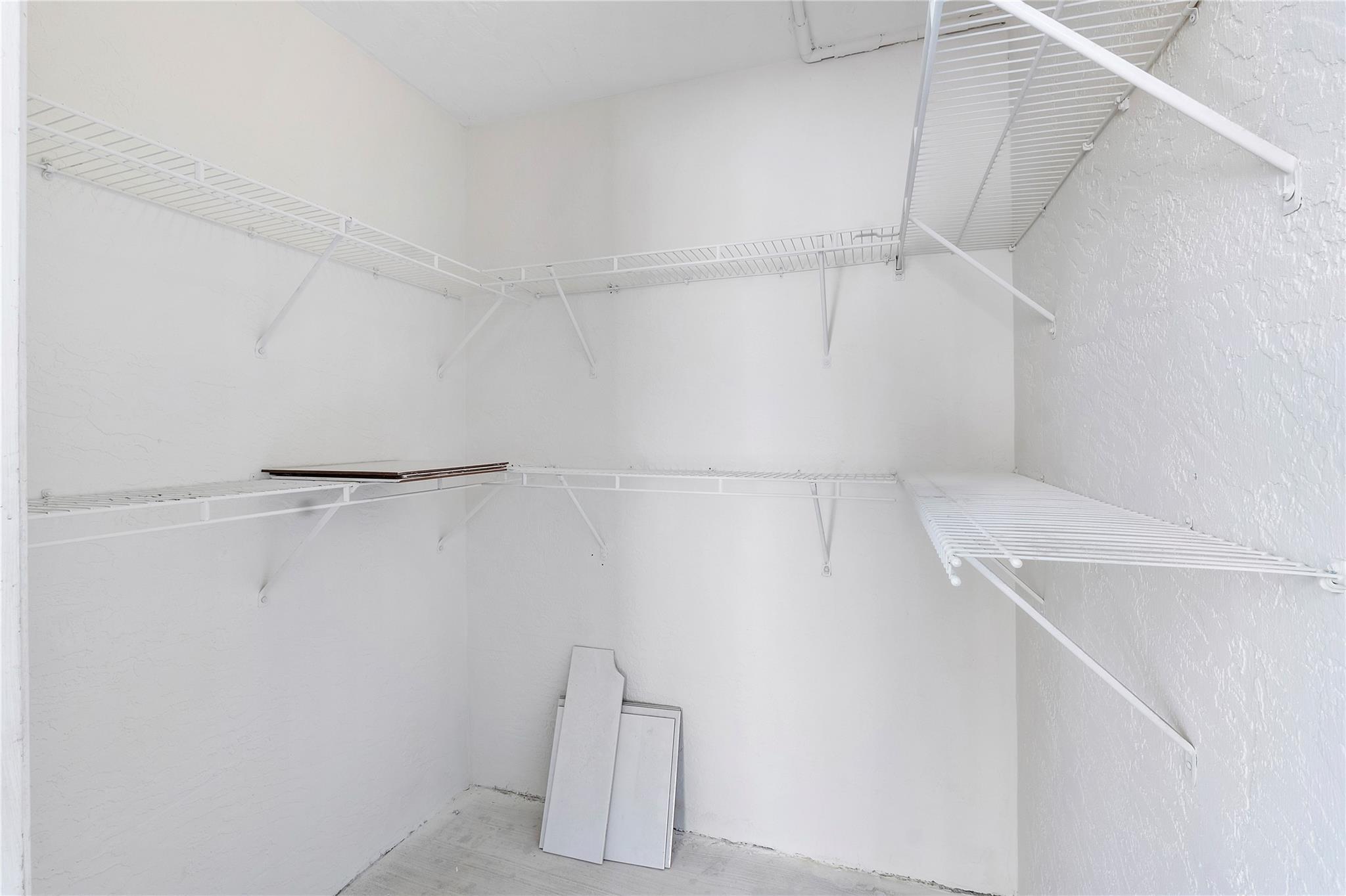 7763 Southampton Ter 102